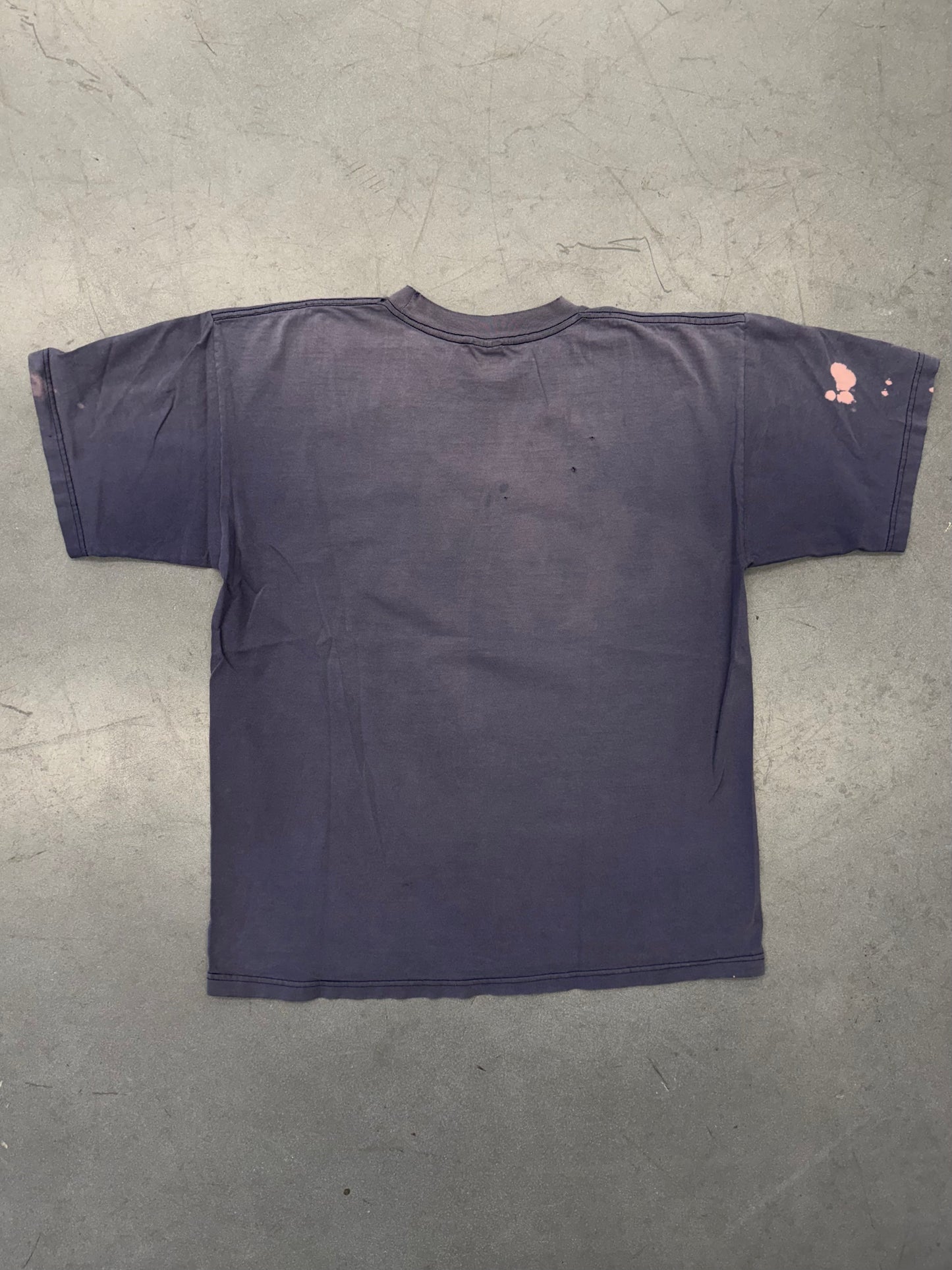 1997 AZTLAN CARTOON GUY AND GIRL THRASHED TEE  (MURINA TAG)