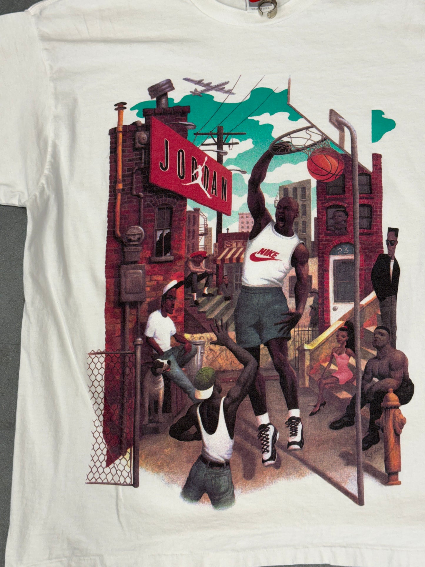 90S NIKE MICHAEL JORDAN HOOP HEROES BY MARK RYDEN TEE (NIKE RED SWOOSH TAG)