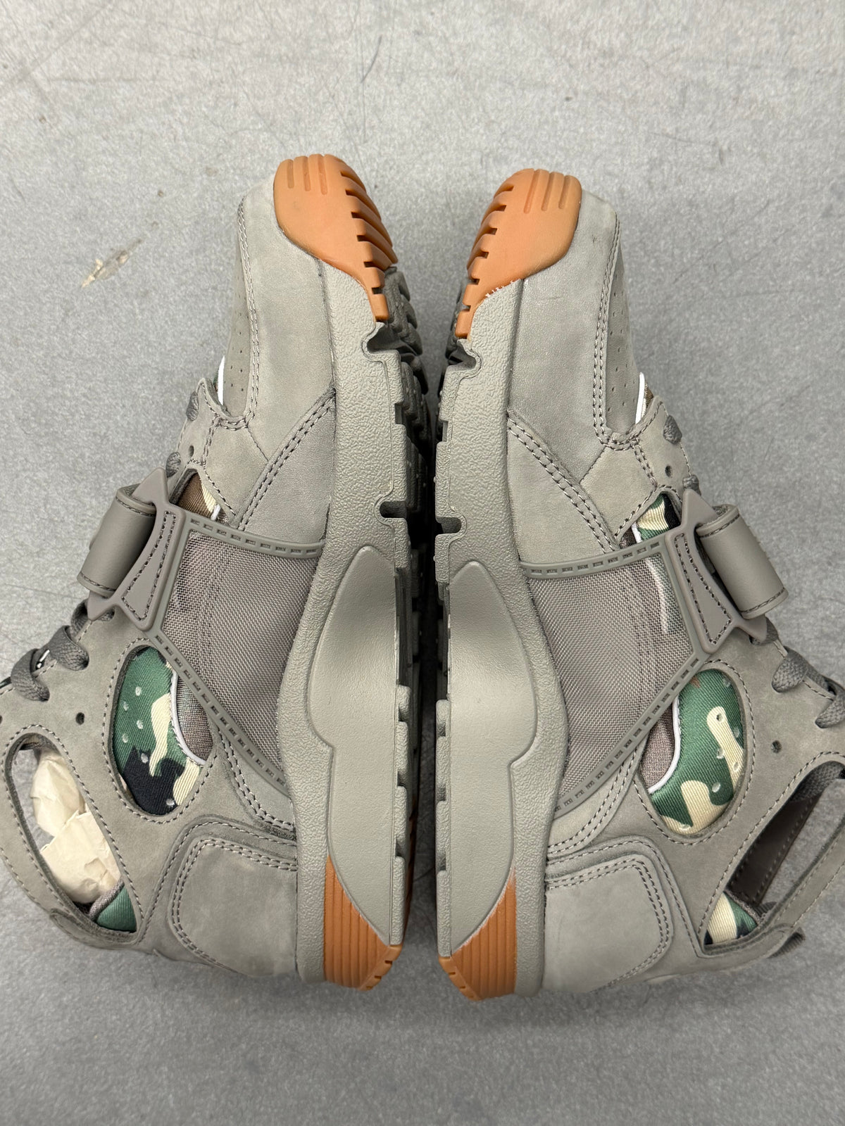 SIZE 7.5 CORTEIZ NIKE AIR TRAINER HUARACHE GULLY GREY (BRAND NEW WITH BOX)