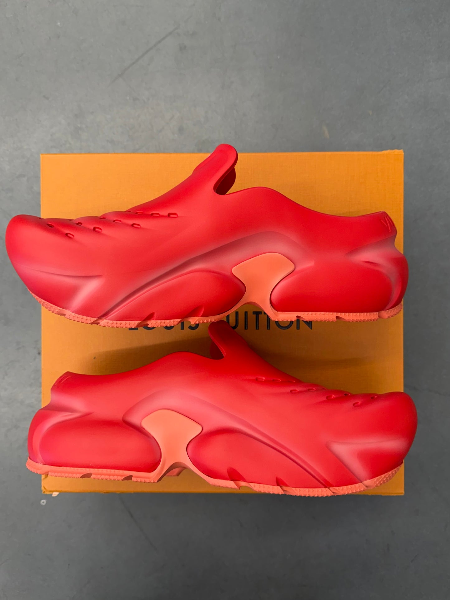 LOUIS VUITTON SHARK CLOG - RED (W/ BOX)