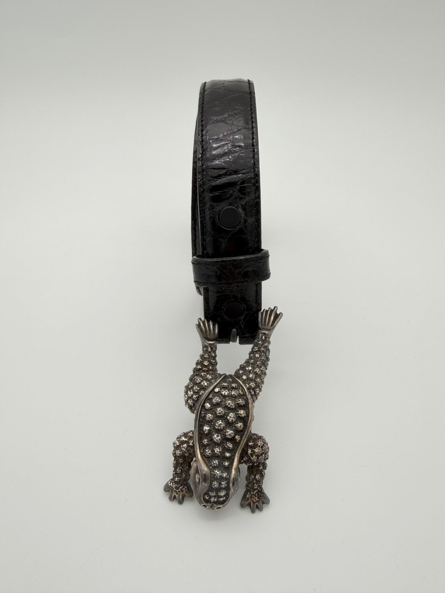 BARRY KIESELSTEIN-CORD STERLING SILVER TOAD BUCKLE BLACK ALLIGATOR BELT