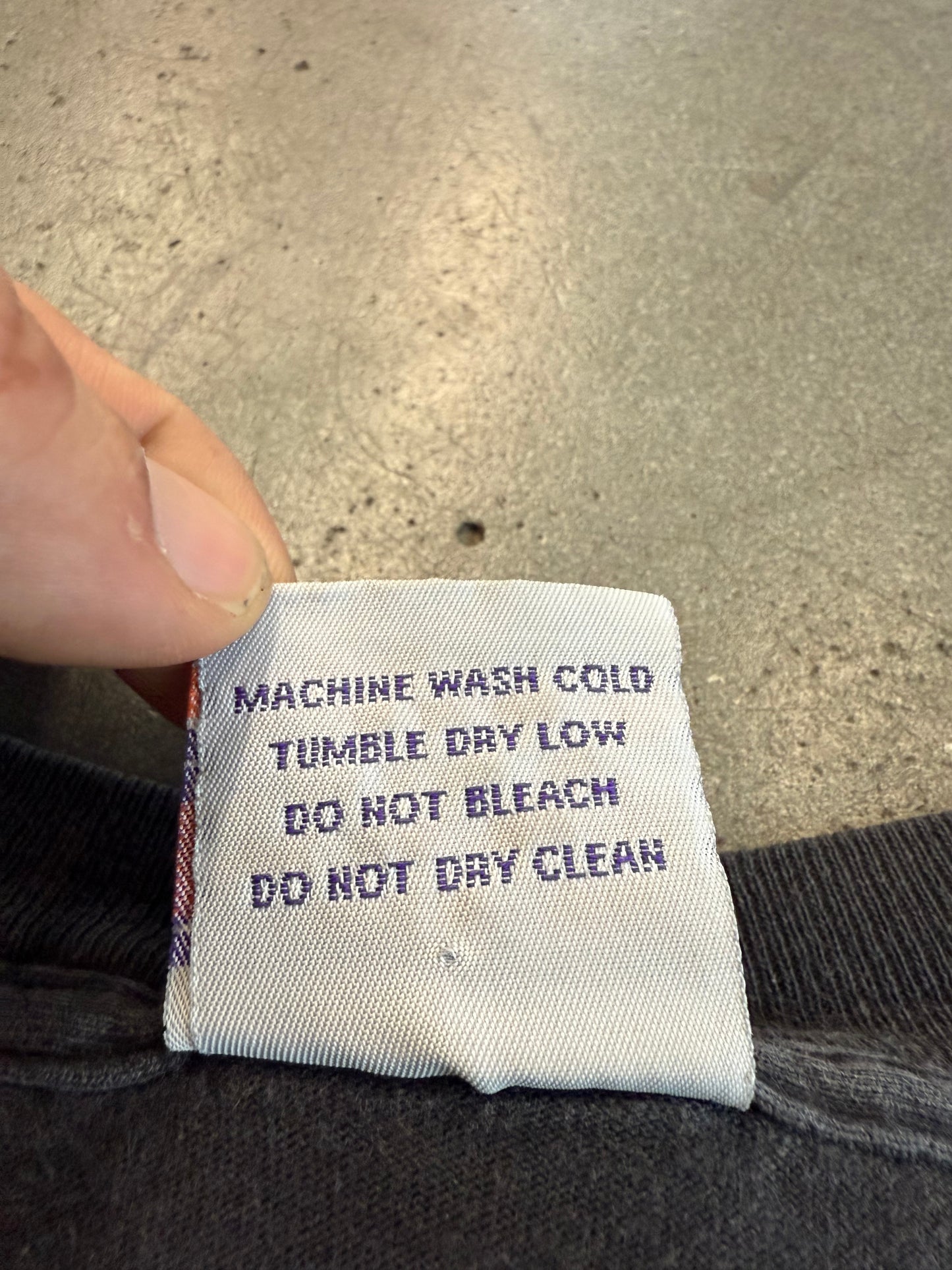 1994 MIAMI HURRICANES SEBASTIAN BASKETBALL BREAKTHROUGH SHATTERED TEE (ACTIVE IMAGE TAG)