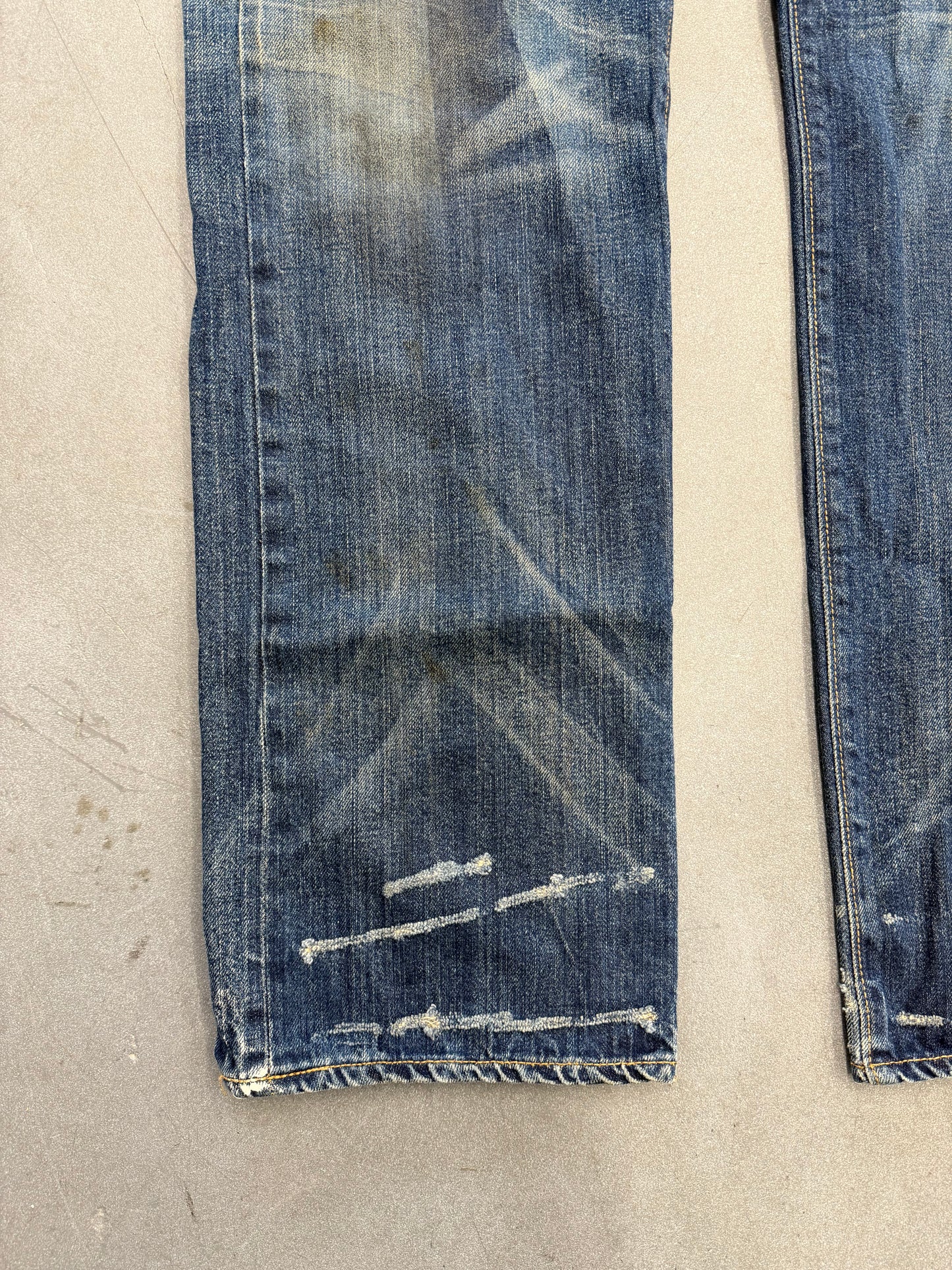 VINTAGE LEVI'S 1937 501 JEAN MADE IN U.S.A. SELVEDGE DENIM (W30 X L34)