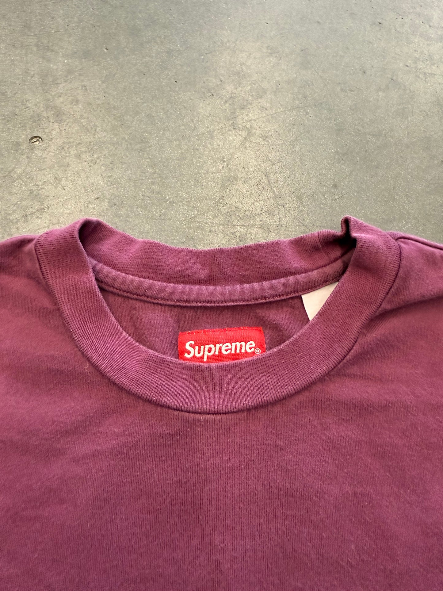 SUPREME SMALL BOX TEE - BURGUNDY