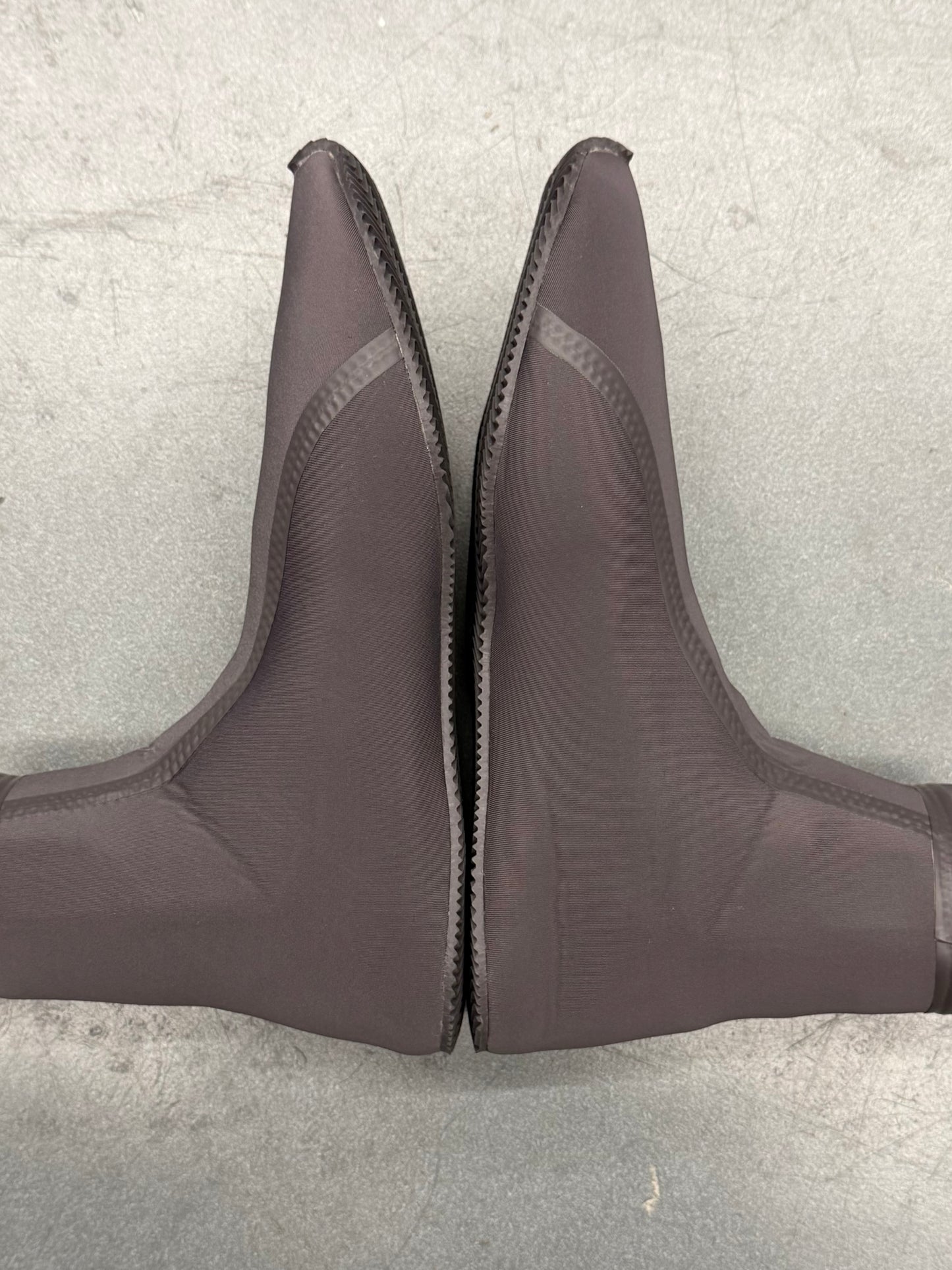 SAMPLE KANYE WEST YEEZY SCUBA SHOES - GREY