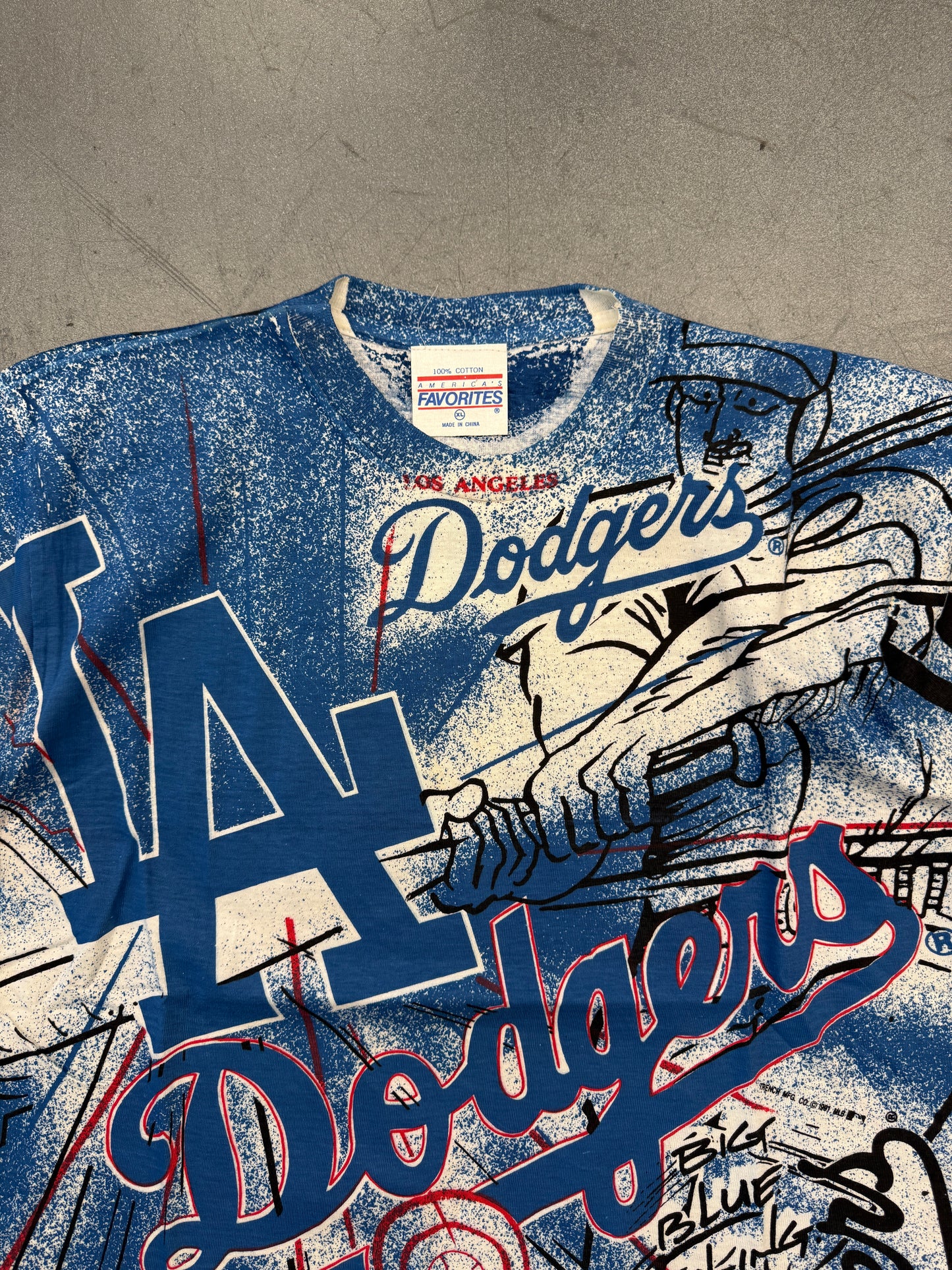 1991 LA DODGERS AOP MULTI LOGO TEE (AMERICA'S FAVORITE TAG)
