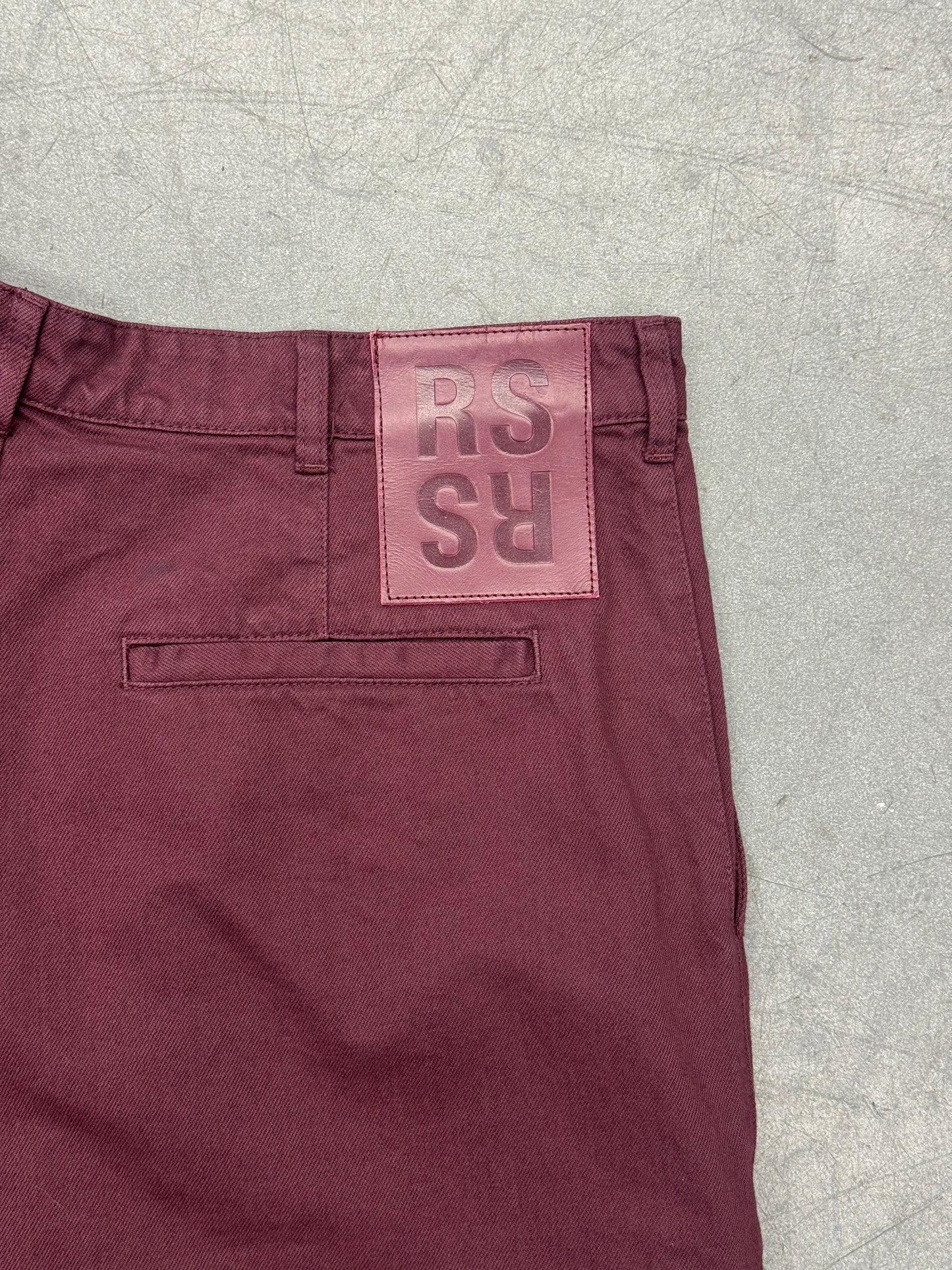 SS22 RAF SIMONS DOUBLE PLEATED WIDE DENIM SHORTS - BURGUNDY