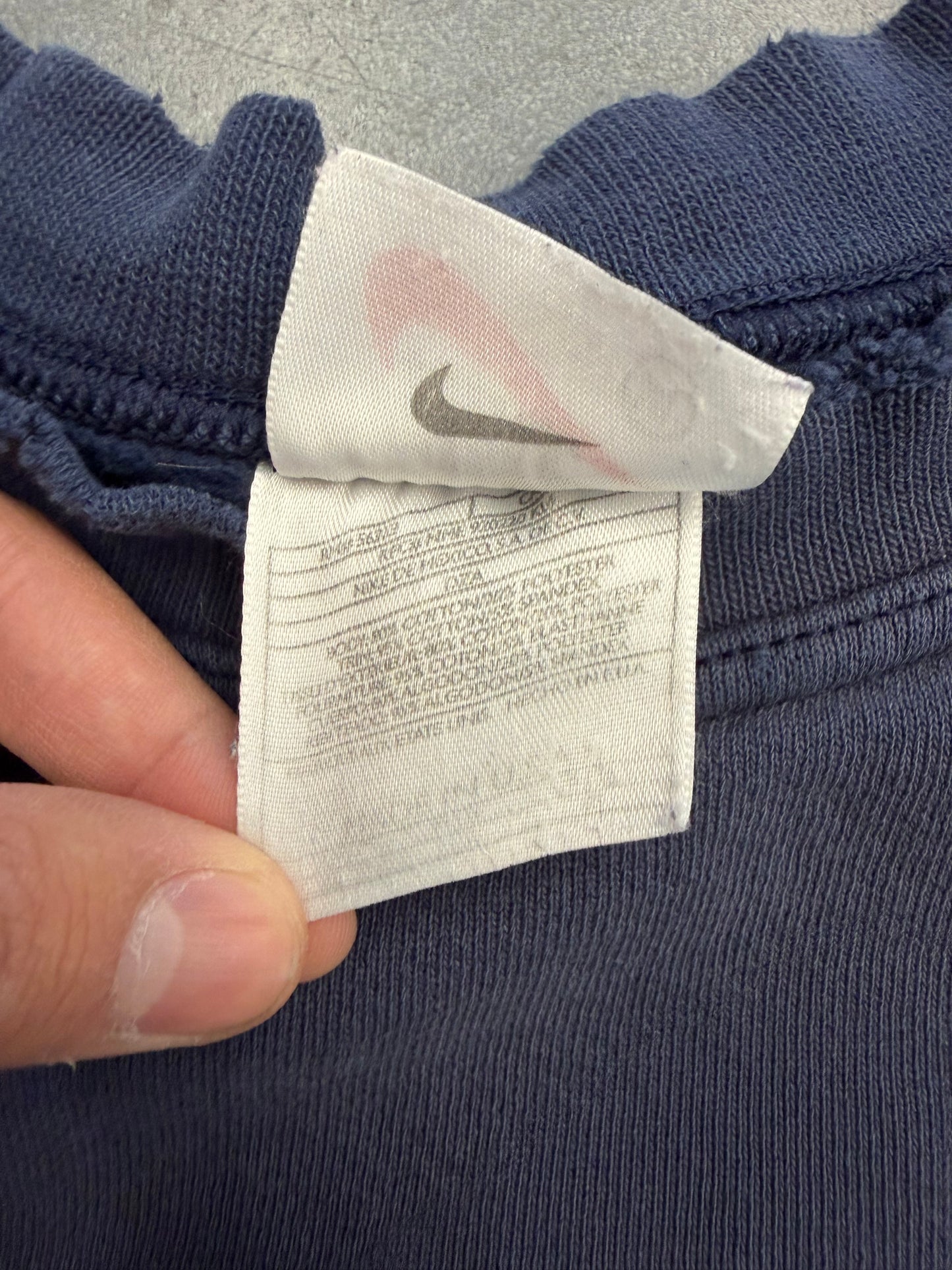 90S NIKE SIDE SWOOSH PAINT SPLATTERED CREWNECK - NAVY (NIKE RED SWOOSH TAG)