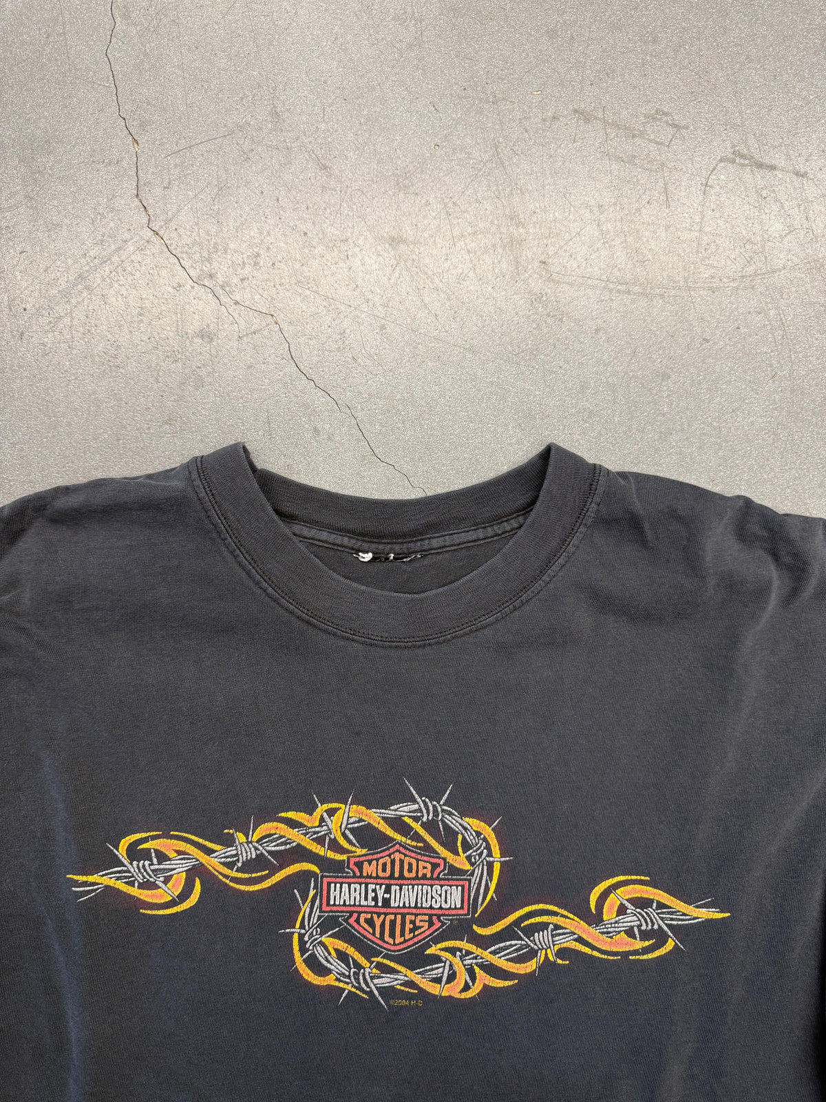 2004 HARLEY-DAVIDSON FRONTIER LINCOLN, NEBRASKA BARBED-WIRE & FLAME LONG SLEEVE TEE (PULLED TAG)