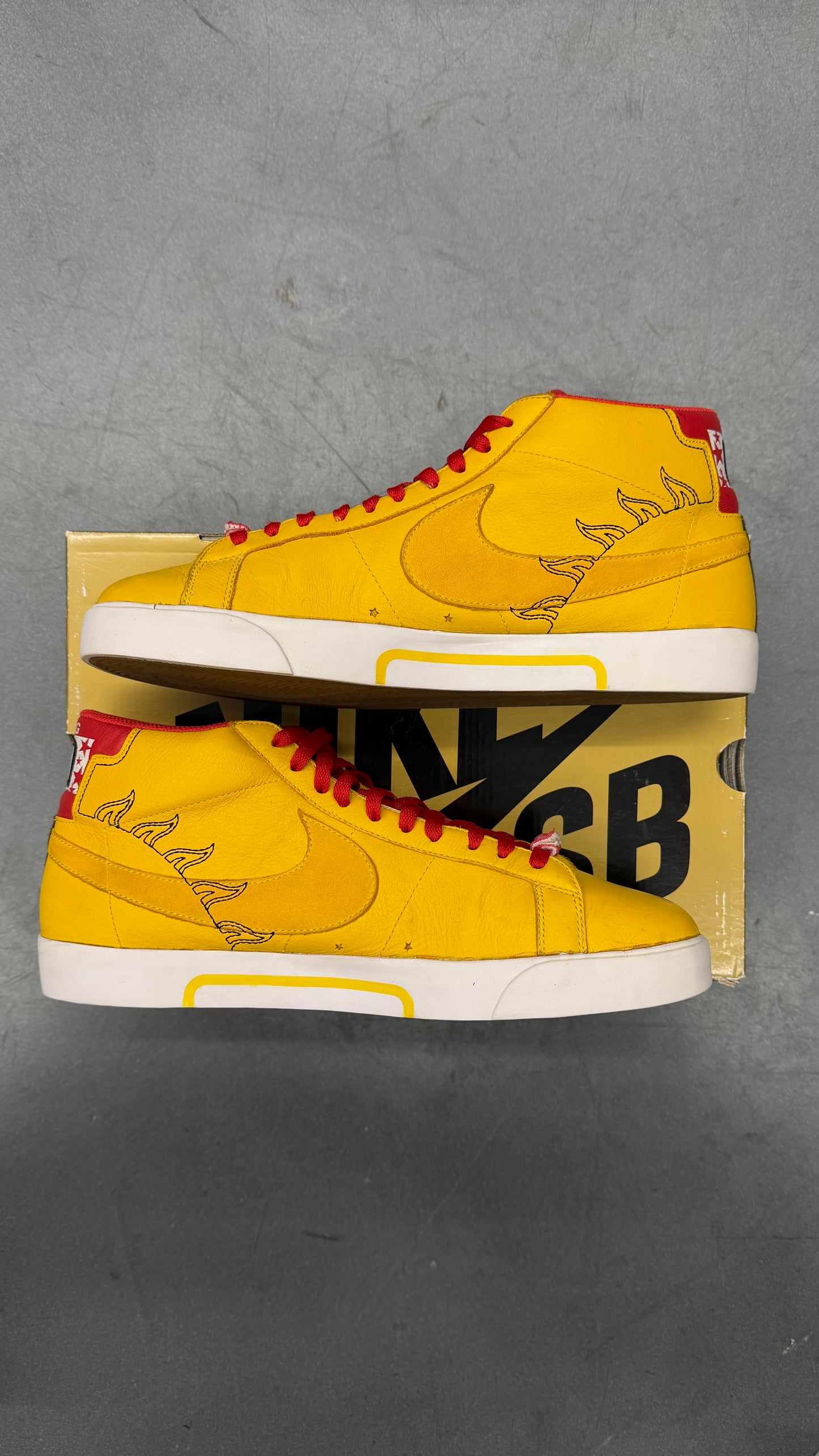 2008 NIKE SB BLAZER MICHAEL LAU BEJING BMX (WITH BOX)