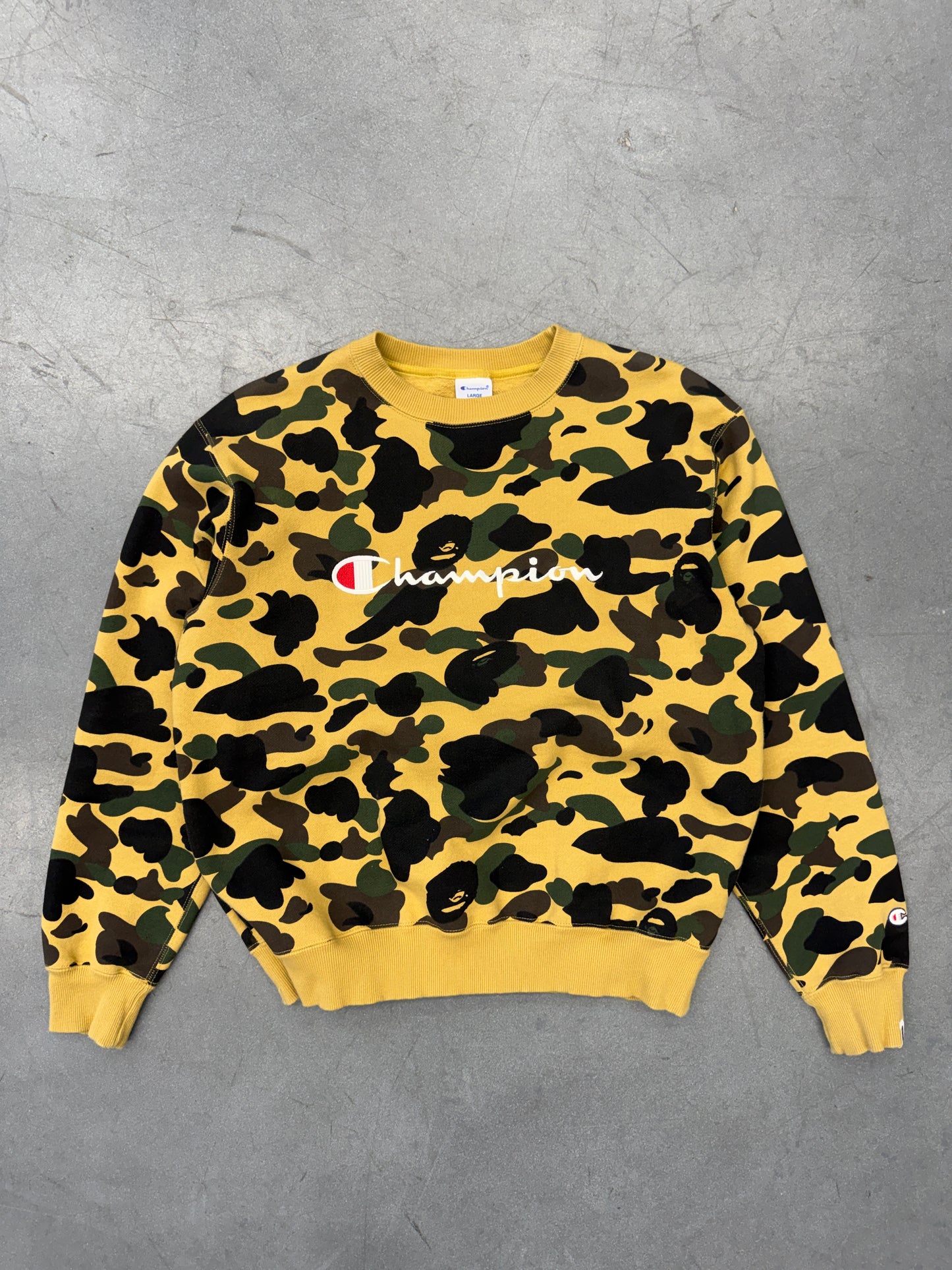 FW17 A BATHING APE BAPE CHAMPION 1ST CAMO CREWNECK