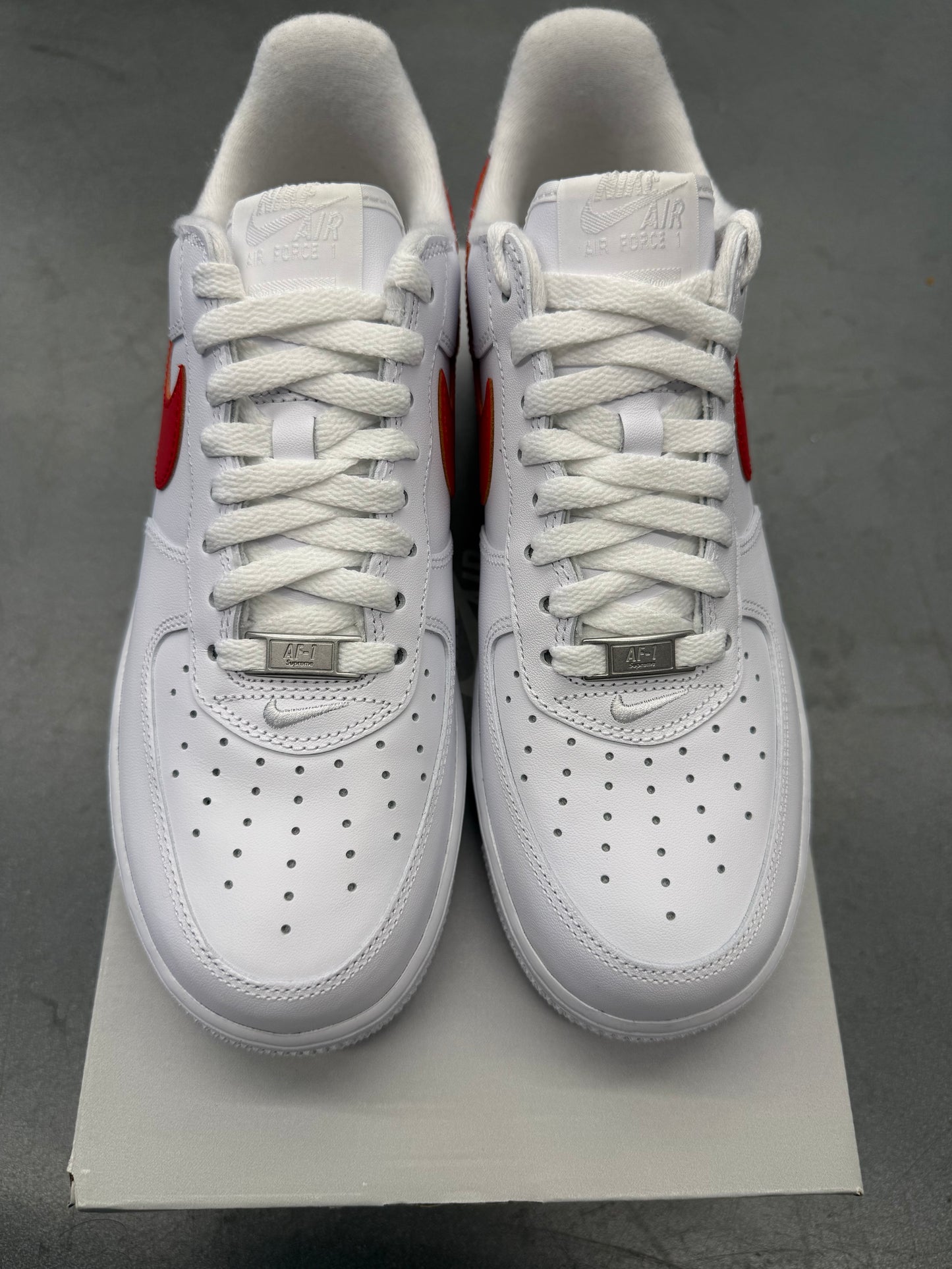 SS24 SIZE 8.5 SUPREME NIKE AIR FORCE 1 LOW SHANGHAI EXCLUSIVE (REPLACEMENT BOX)