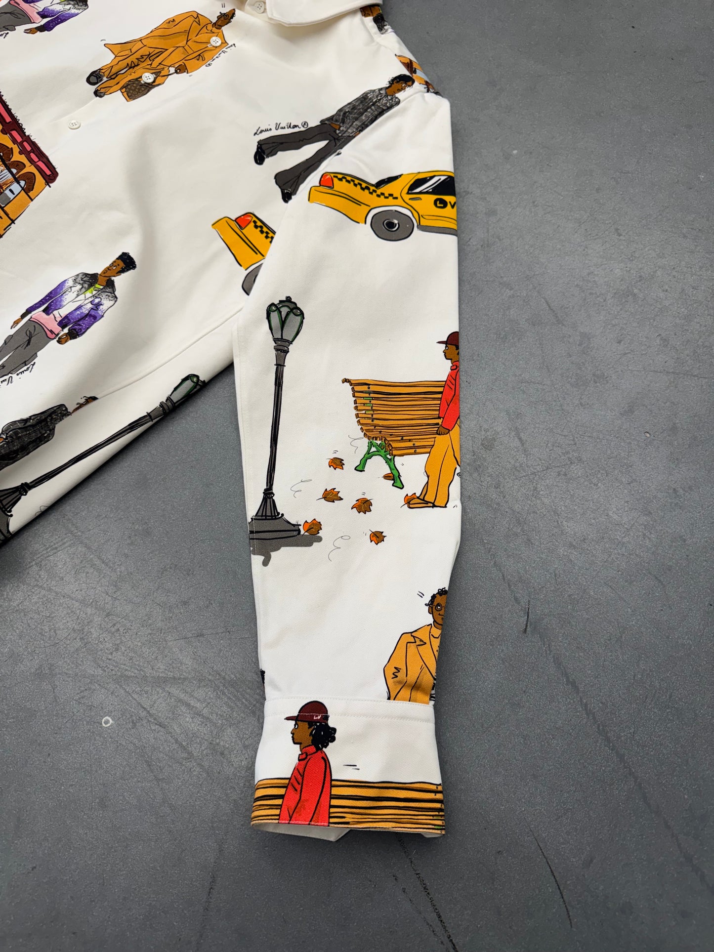 2019 LOUIS VUITTON NEW WALKERS BUTTON UP SHIRT