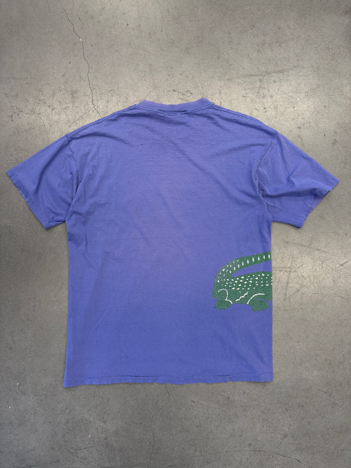 90'S LACOSTE WRAP-AROUND ALLIGATOR DISTRESSED TEE
