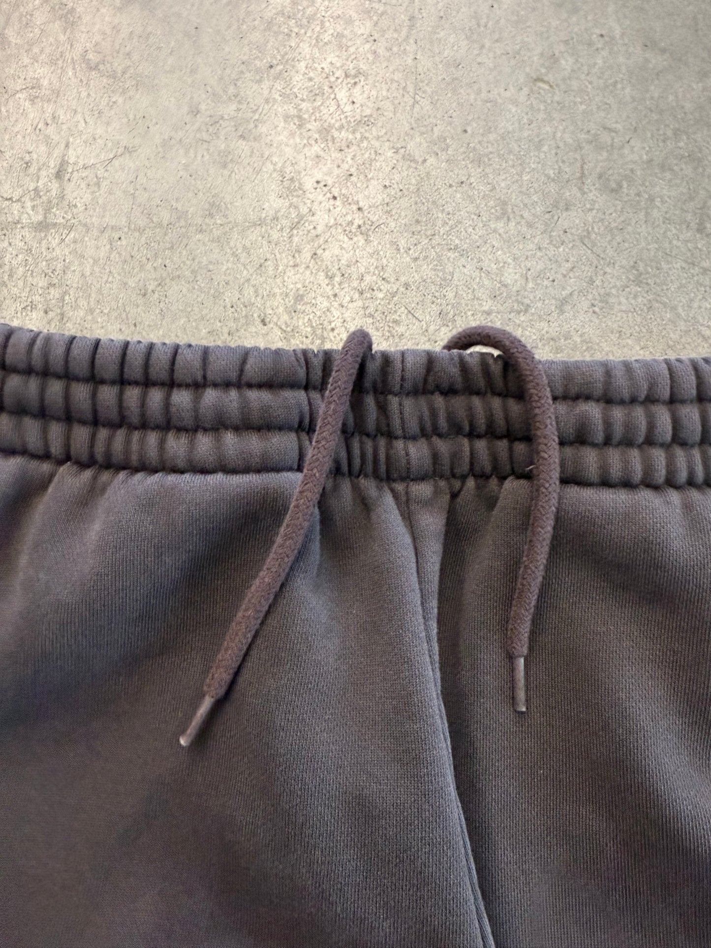 FW22 YEEZY GAP FLEECE JOGGING PANTS - BLACK (M)
