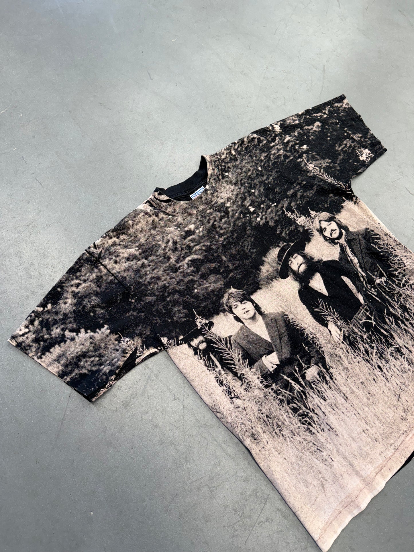 1995 THE BEATLES ALL OVER PRINT FIELD TEE (ALL SPORT TAG)