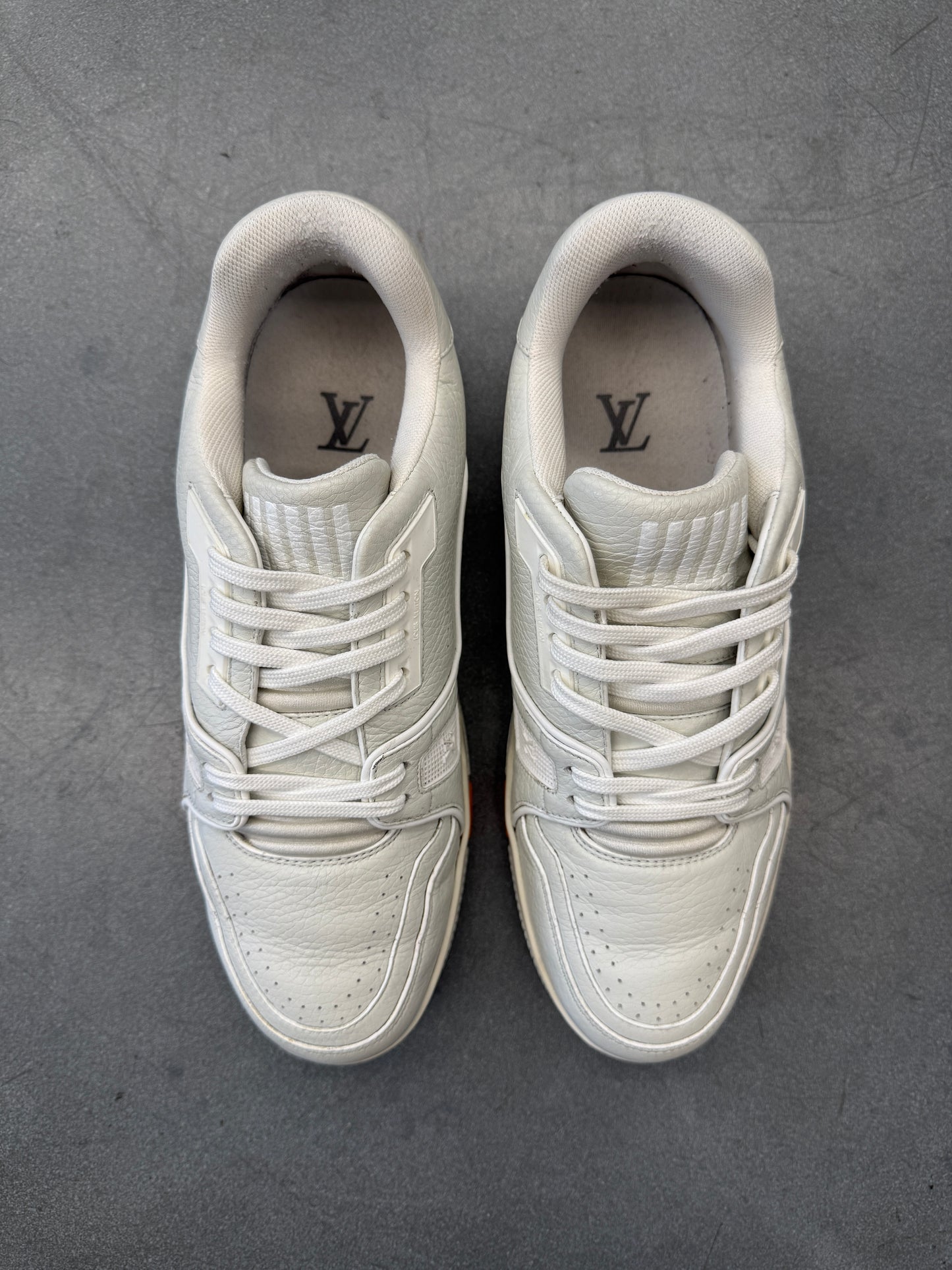 SIZE 8 LOUIS VUITTON LV TRAINER ORANGE/WHITE