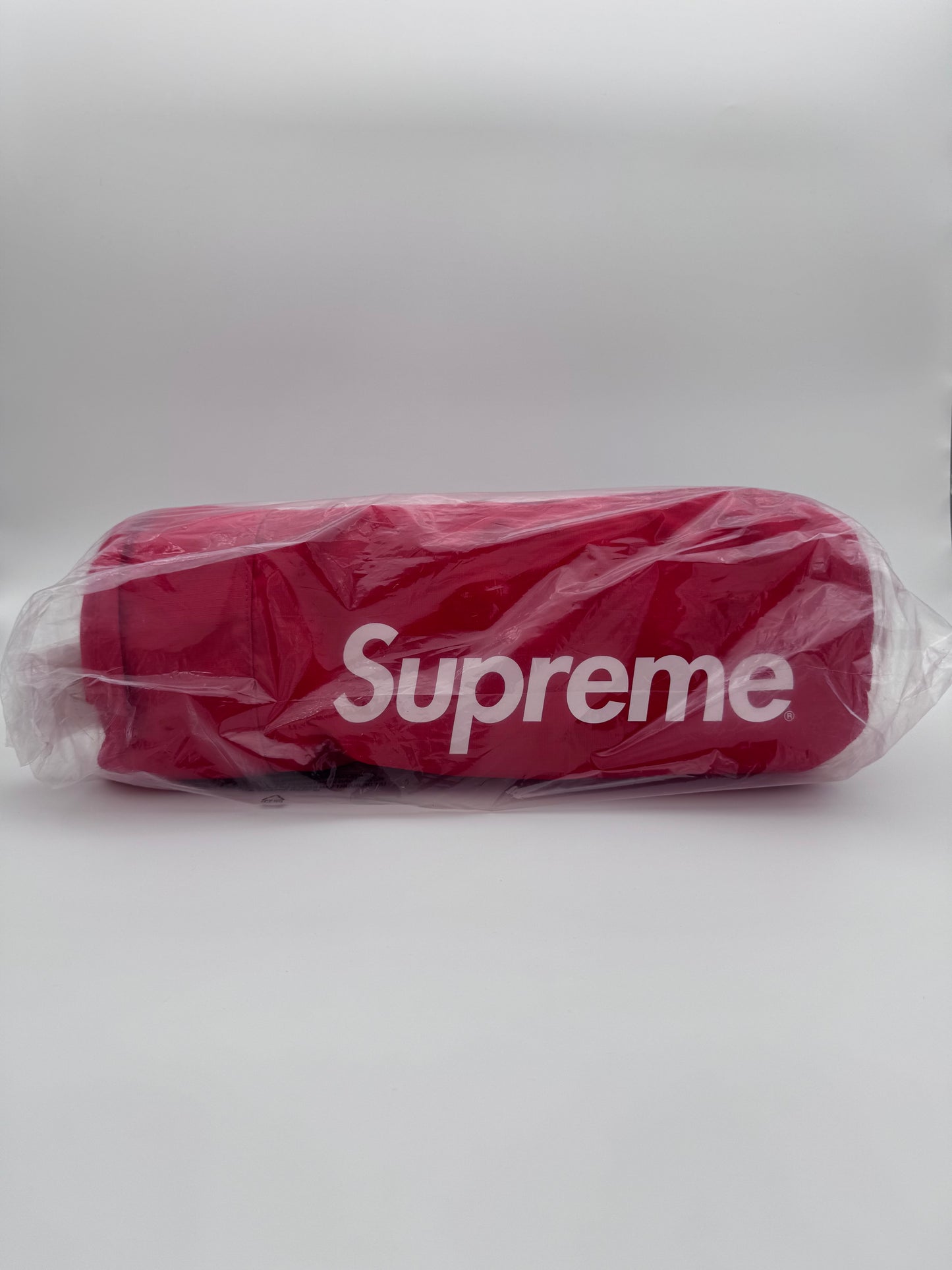 SS22 SUPREME HELINOX BENCH ONE