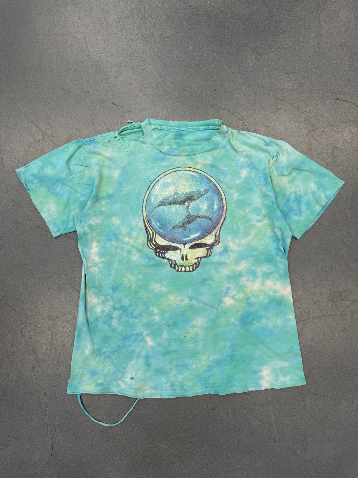 90'S GRATEFUL DEAD SKULL UNDERWATER WHALE TIE-DYE TEE (PULLED TAG)