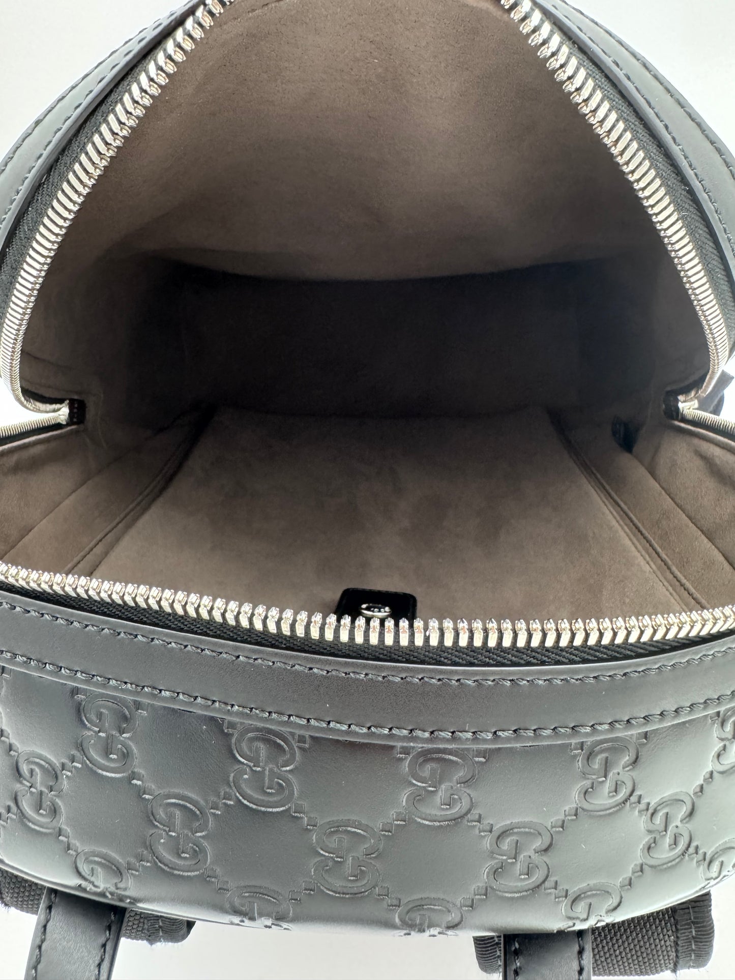 GUCCI SIGNATURE LEATHER BACKPACK