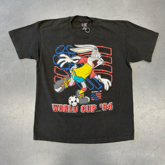 1994 BUGS BUNNY WORLD CUP SOCCER TEE (GIANT TAG)