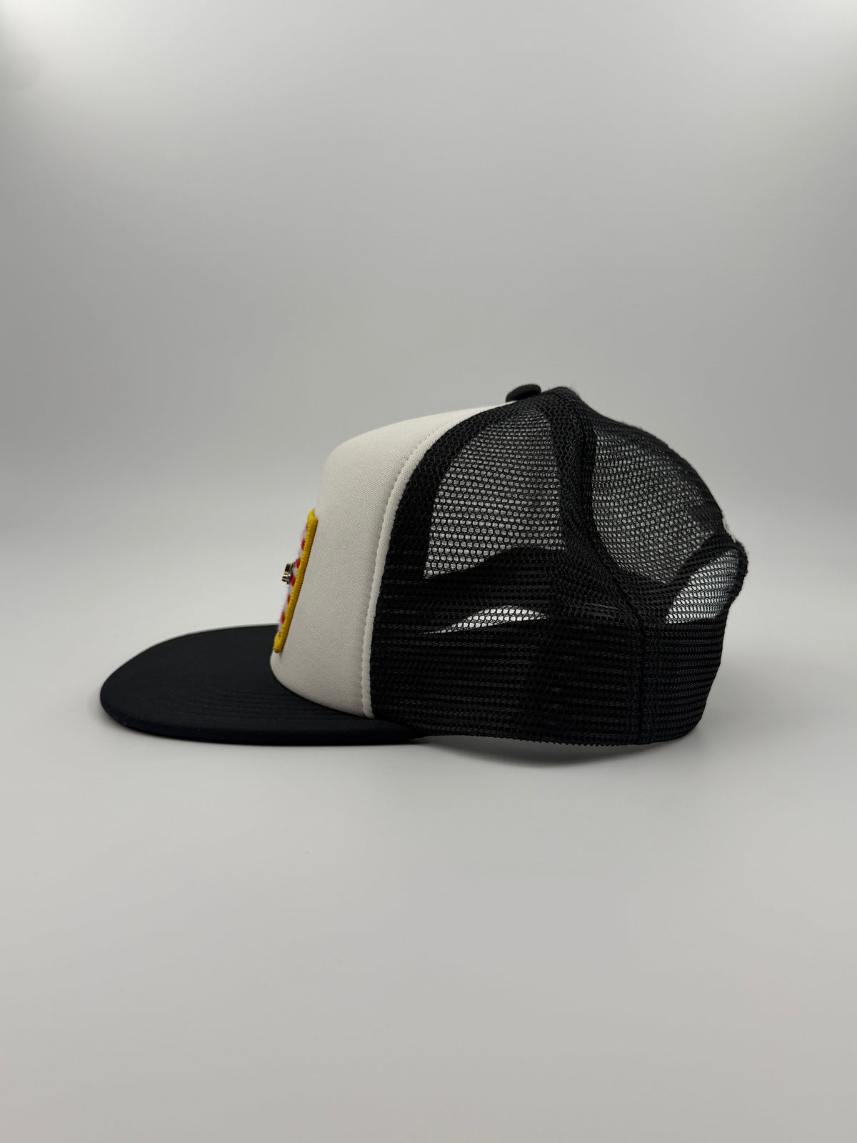 SS23 SUPREME NAME PLATE MESH BACK 5-PANEL HAT