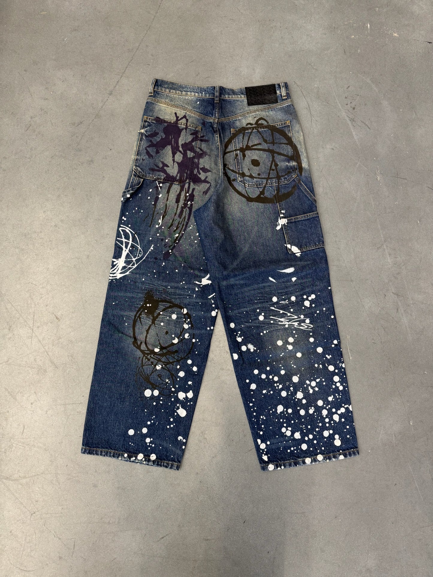 MARC JACOBS FUTURA PAINTED OVERSIZED JEANS