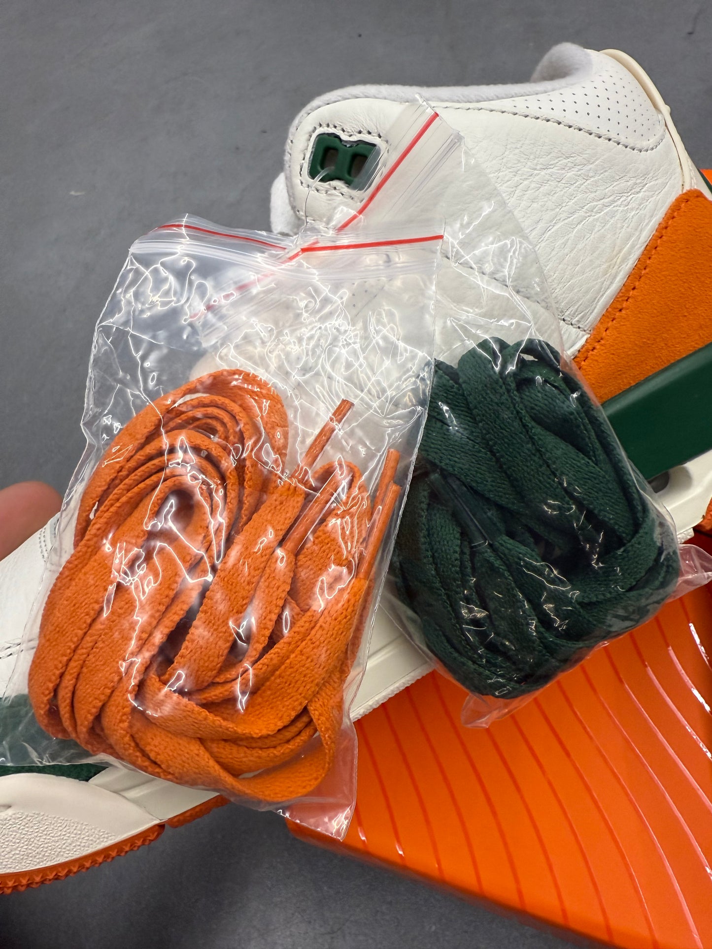 2025 SIZE 10 JORDAN 3 RETRO SP SOLEFLY MIAMI ART BASEL EXCLUSIVE (NEW WITH BOX)