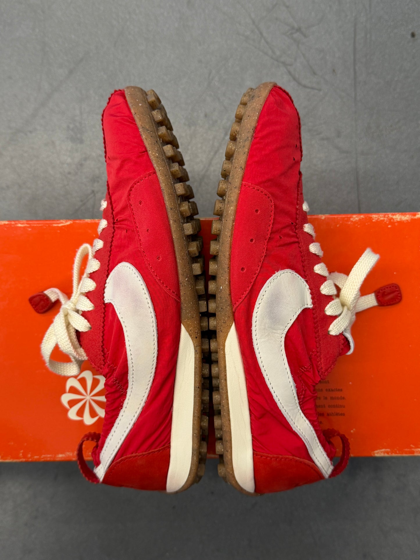 2025 WOMEN'S NIKE MOON SHOE SP JACQUEMUS UNIVERSITY RED (W/BOX)