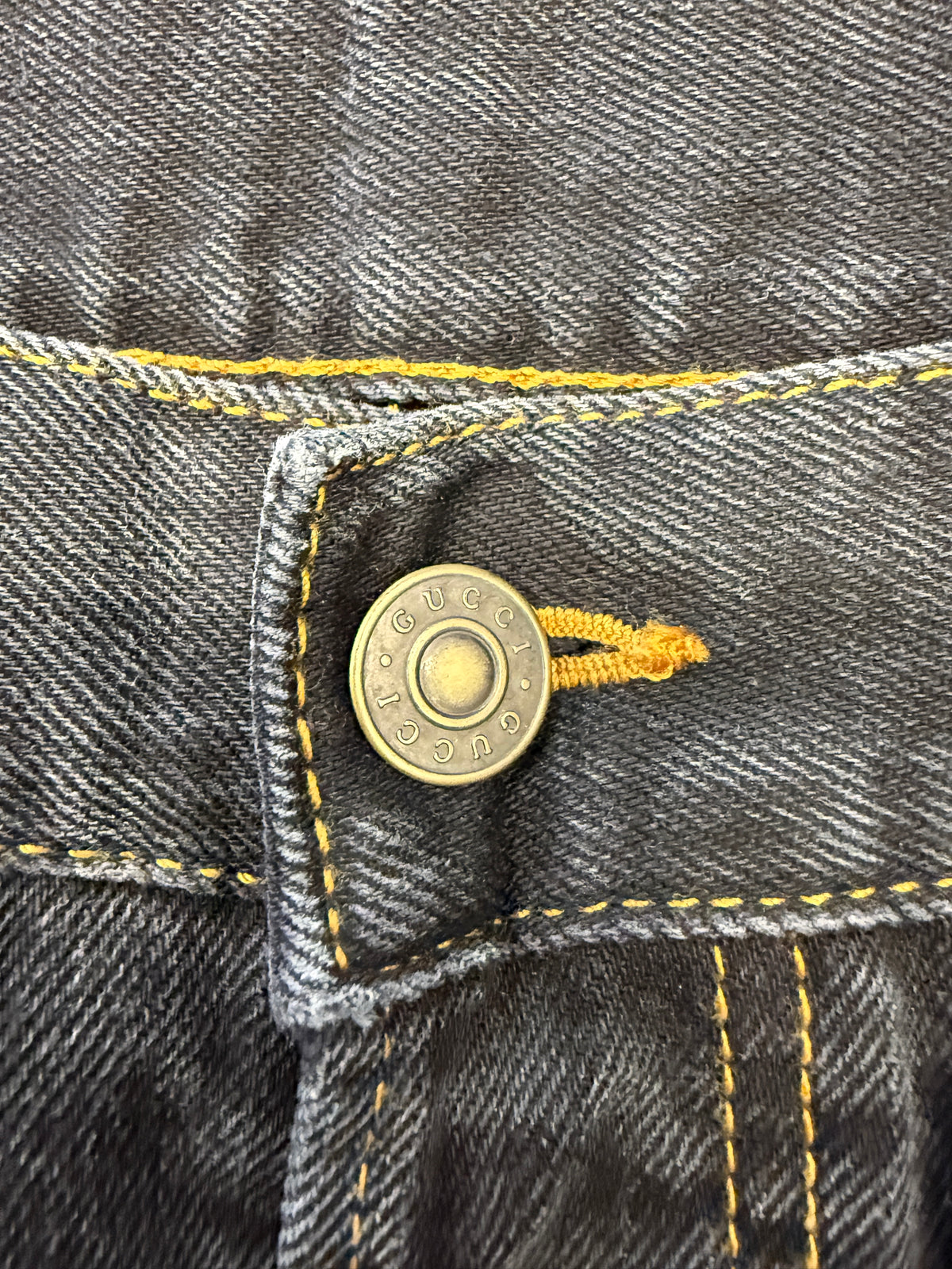 GUCCI MENS BLACK DENIM JEANS EMBROIDERED MOTIFS SIZE 40