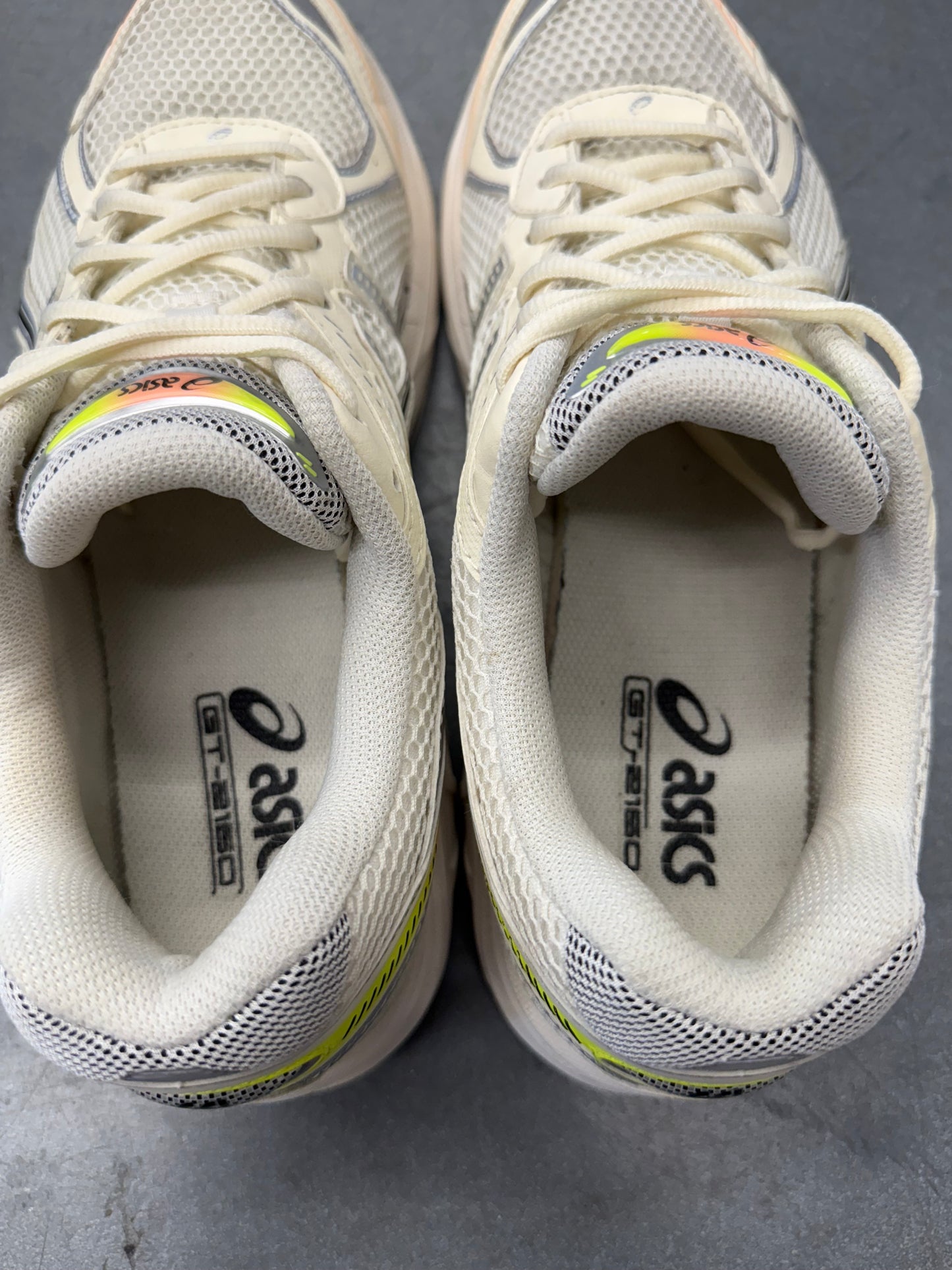 SIZE 10 ASICS GT-2160 PARIS (PRE-OWNED WITHOUT BOX)