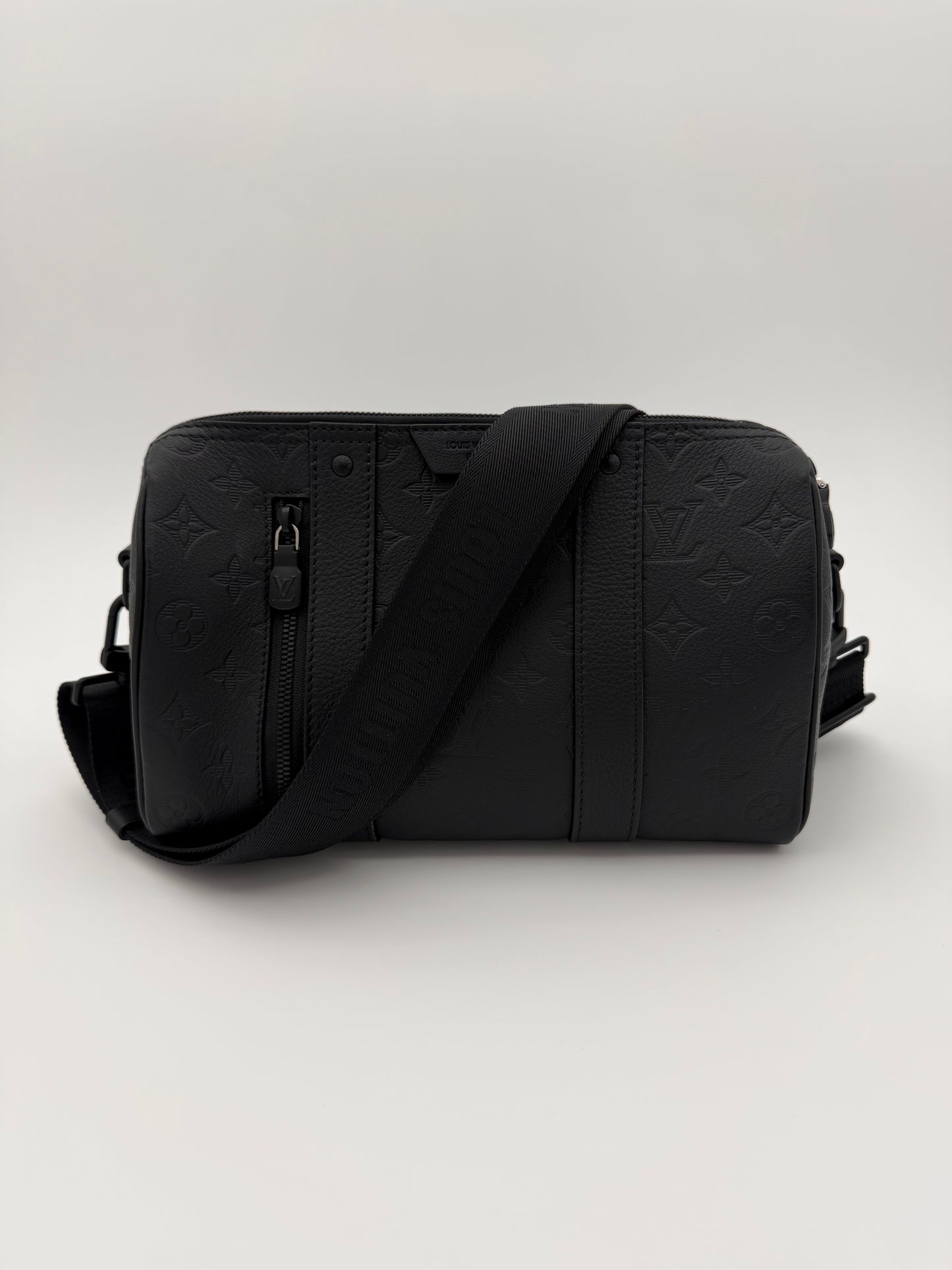 LOUIS VUITTON CITY KEEPALL BAG