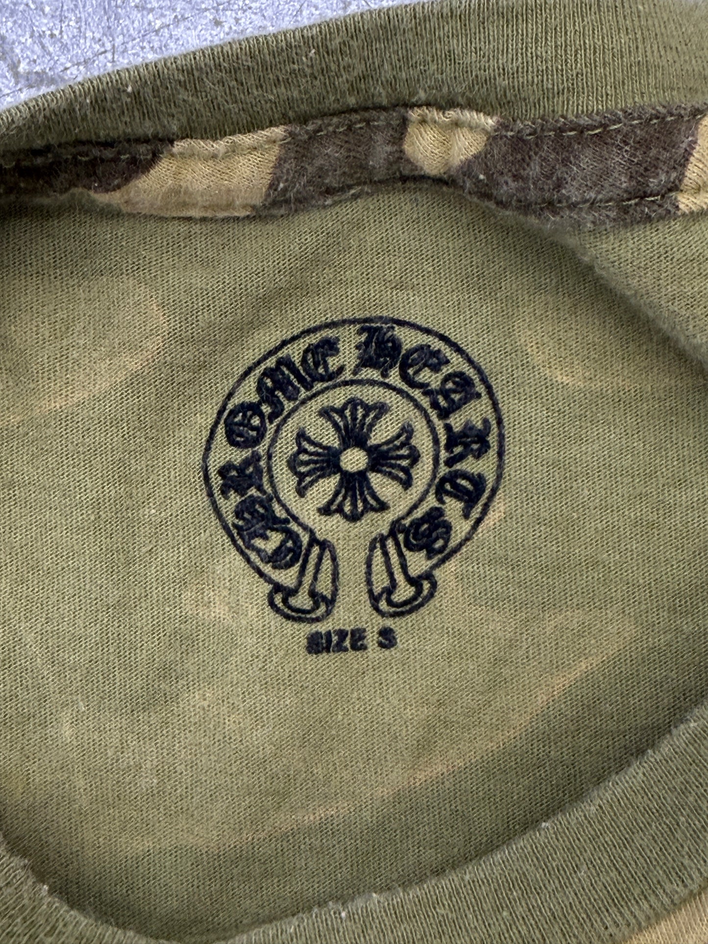 VINTAGE CHROME HEARTS VINE DAGGER TEE - CAMO