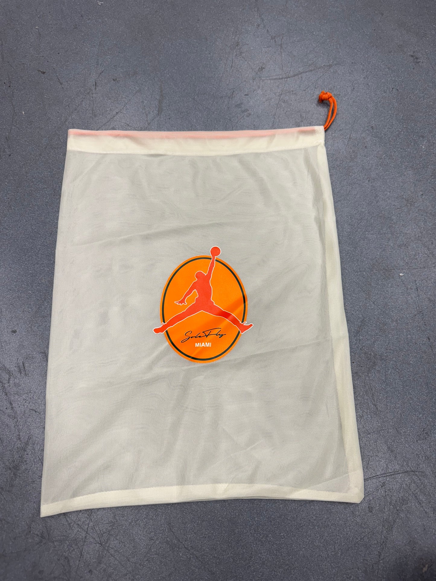 2025 SIZE 10 JORDAN 3 RETRO SP SOLEFLY MIAMI ART BASEL EXCLUSIVE (NEW WITH BOX)