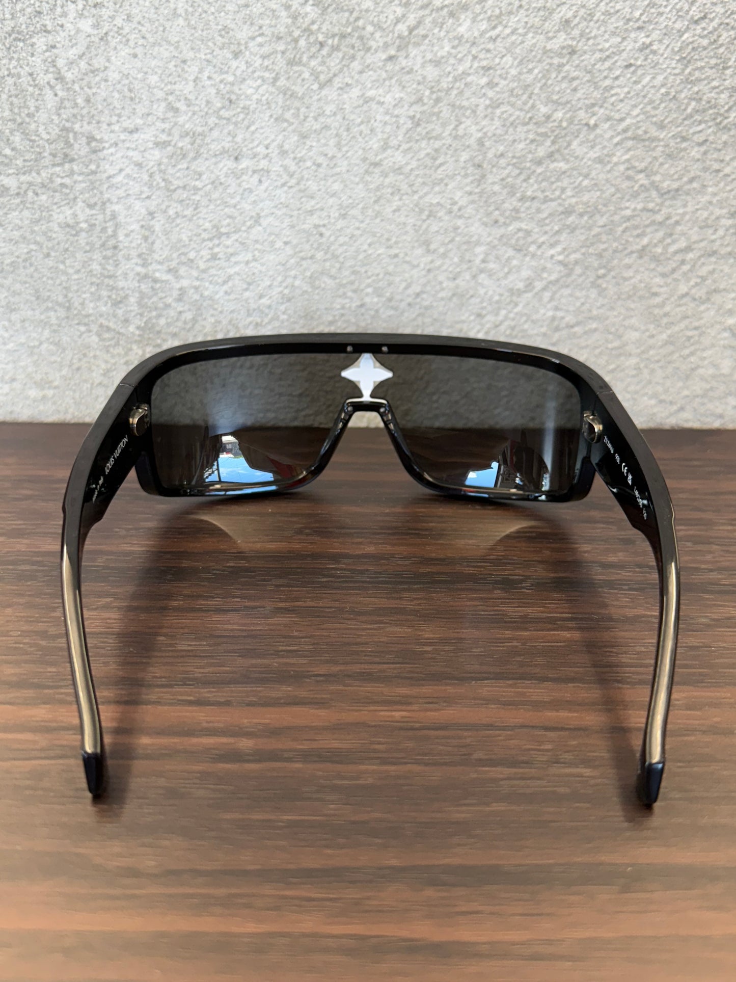 LOUIS VUITTON CRYSTAL CYCLONE SPORT MASK SUNGLASSES