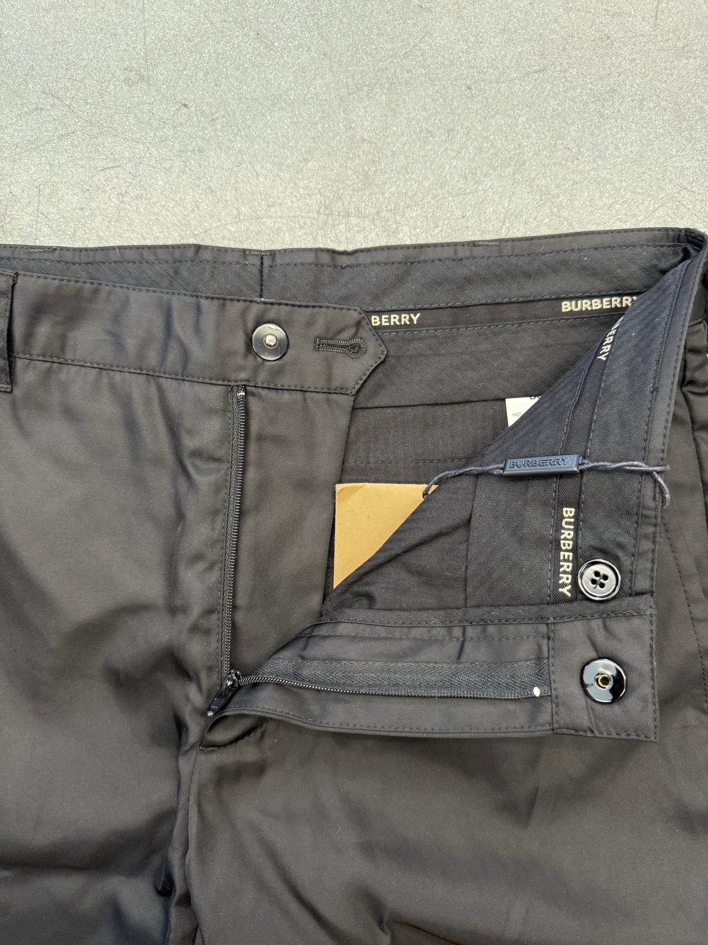 SS21 BURBERRY SHARK PATCH NYLON SHORTS