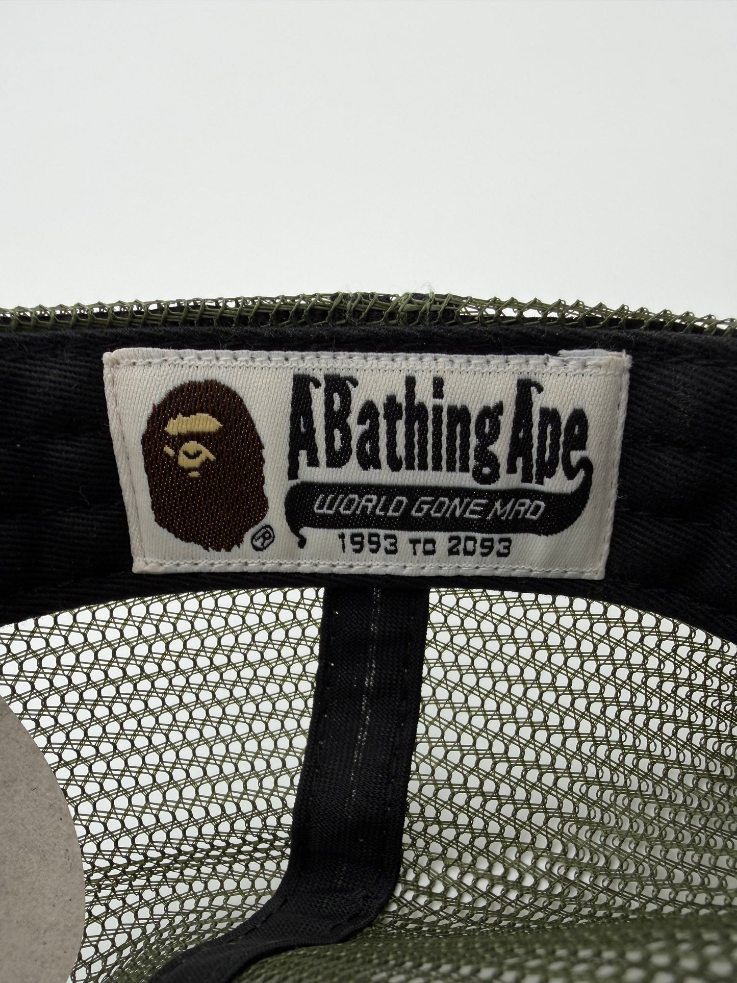 BAPE X KIDSUPER BAPE STA LOGO RHINESTONE TRUCKER - CAMO/PINK