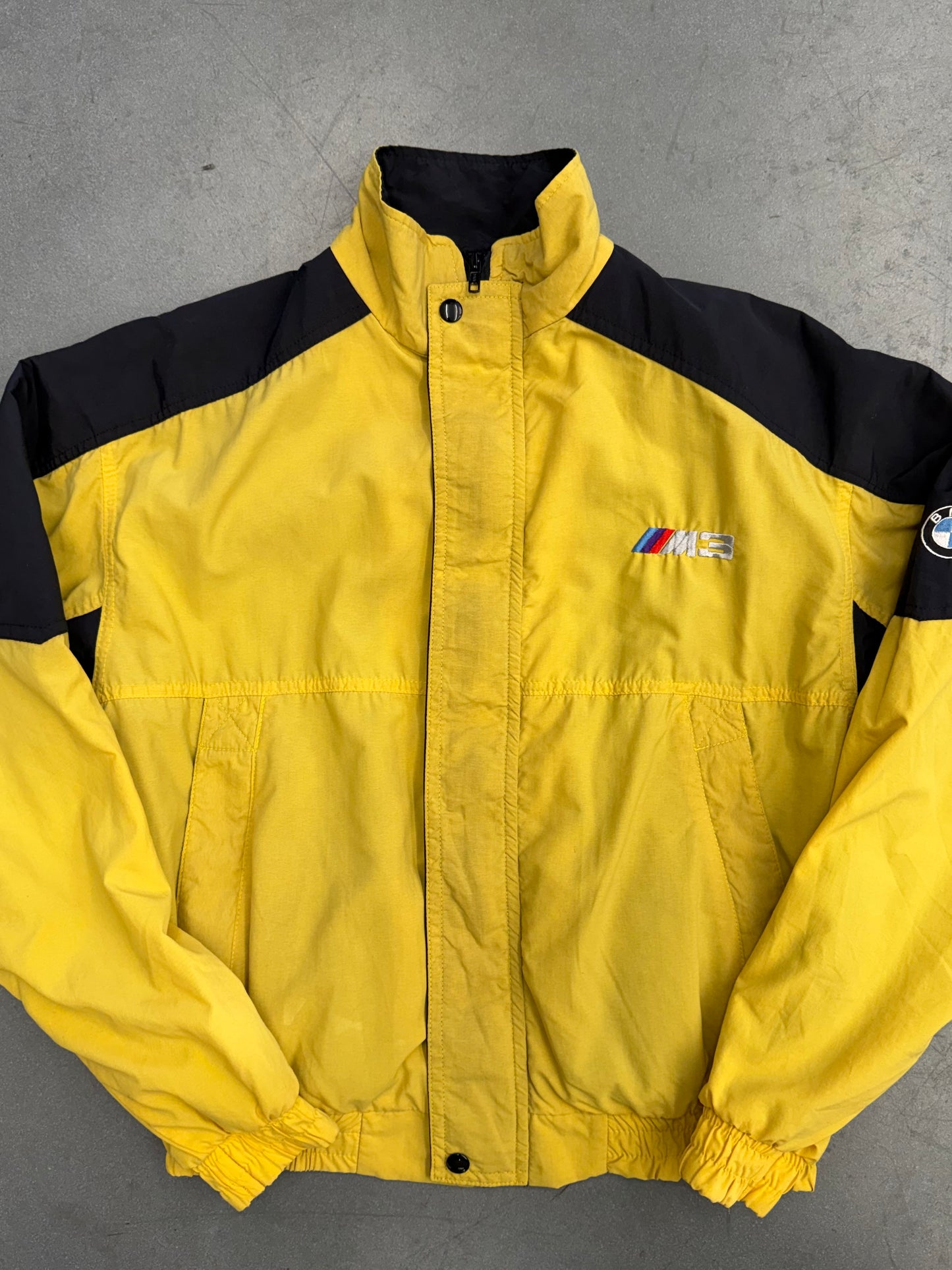 90S BMW M3 NYLON WINDBREAKER (BMW TAG)