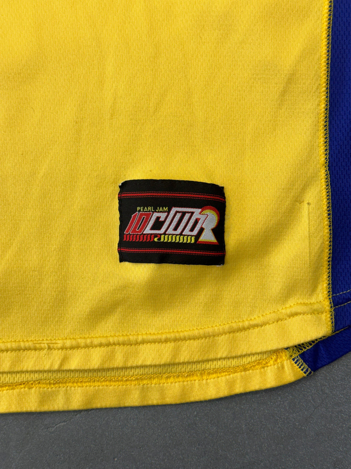 2000 PEARL JAM #6 SOCCER TOUR JERSEY
