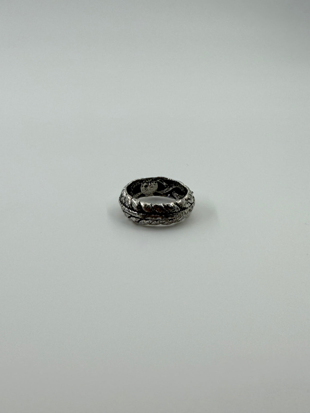 LEAF BAND STERLING SILVER SHIPWRECK RING