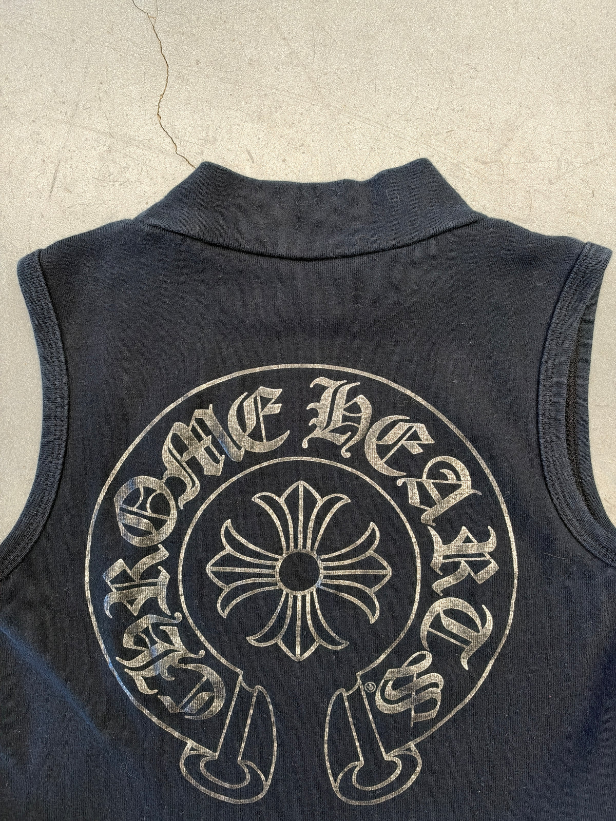 CHROME HEARTS X DEADLY DOLL MOCK NECK SLEEVELESS CROP TOP - BLACK