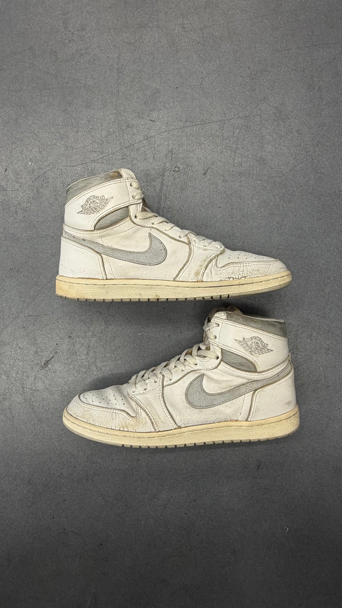 1985 AIR JORDAN 1 HIGH - NEUTRAL GREY (E)
