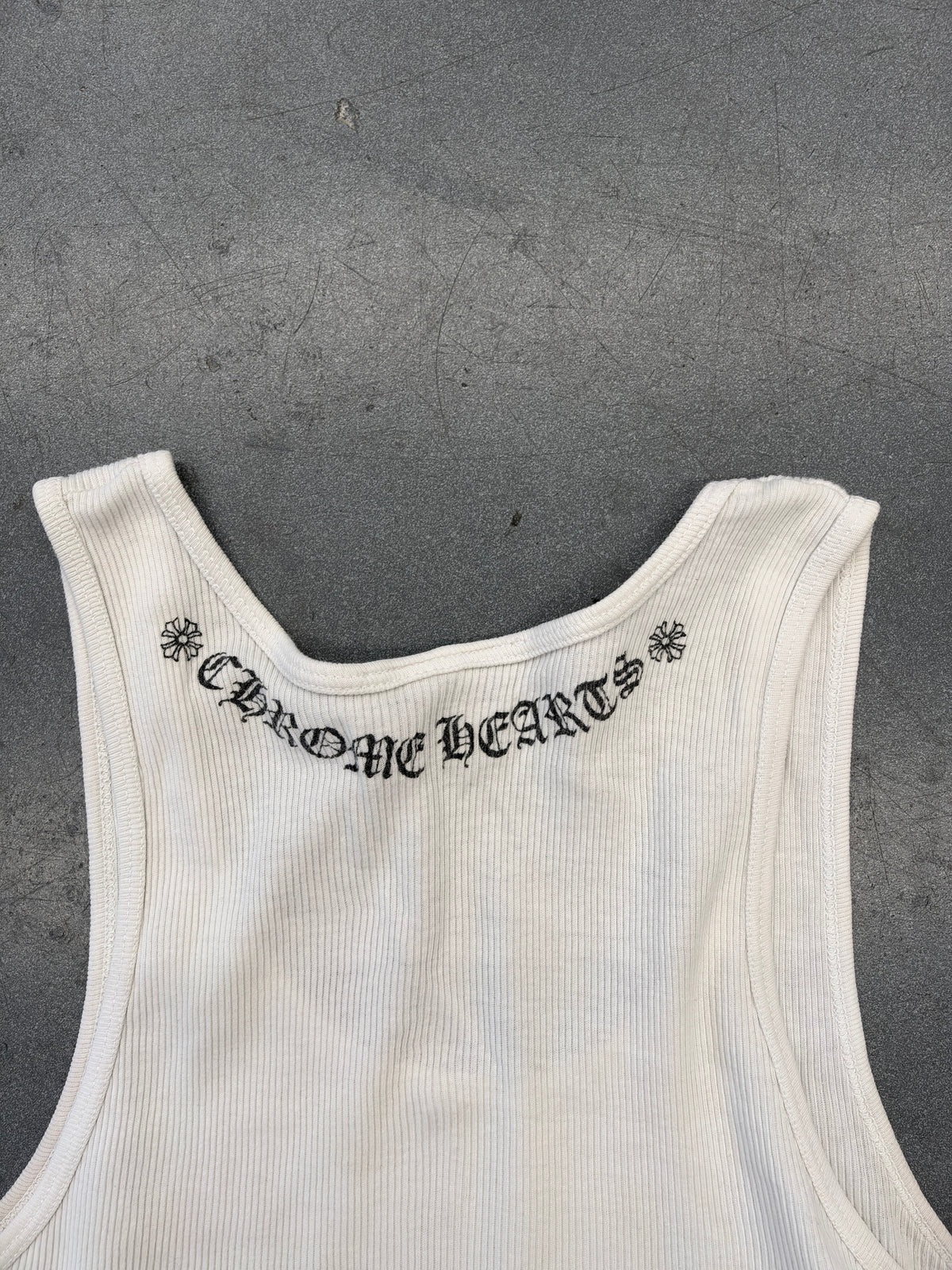 VINTAGE CHROME HEARTS FLORAL CROSS HEART TANK TOP