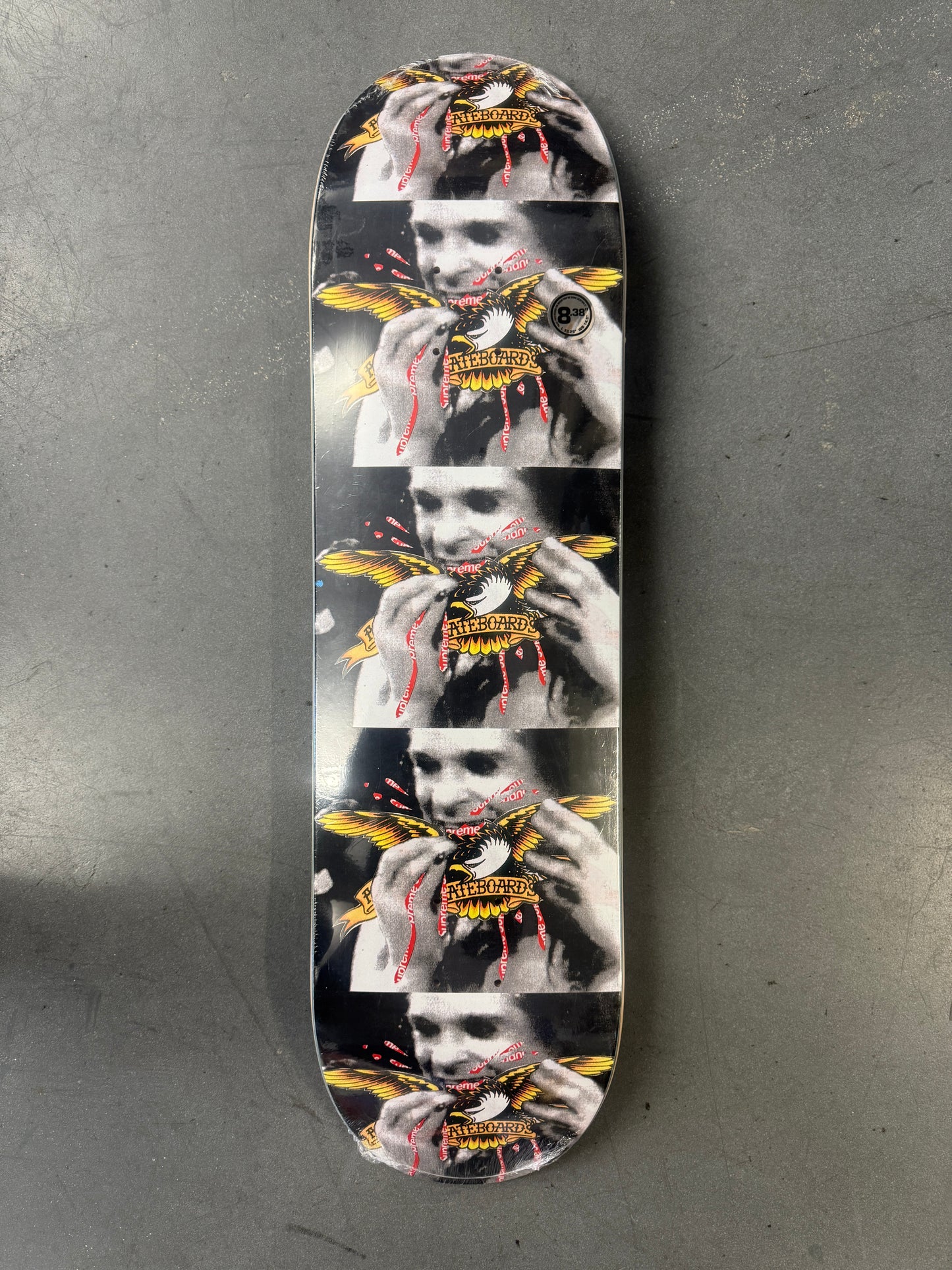 FW25 SUPREME ANTIHERO OZZY SKATEBOARD