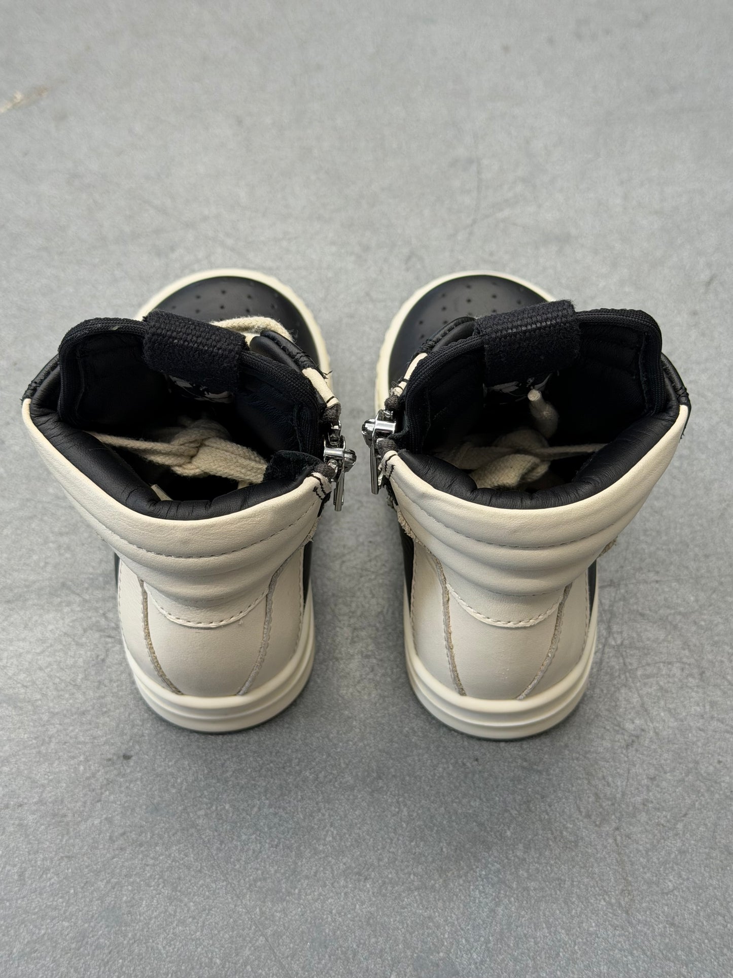 RICK OWENS KIDS BABY GEO HIGH-TOP SNEAKER - BLACK/MILK/MILK