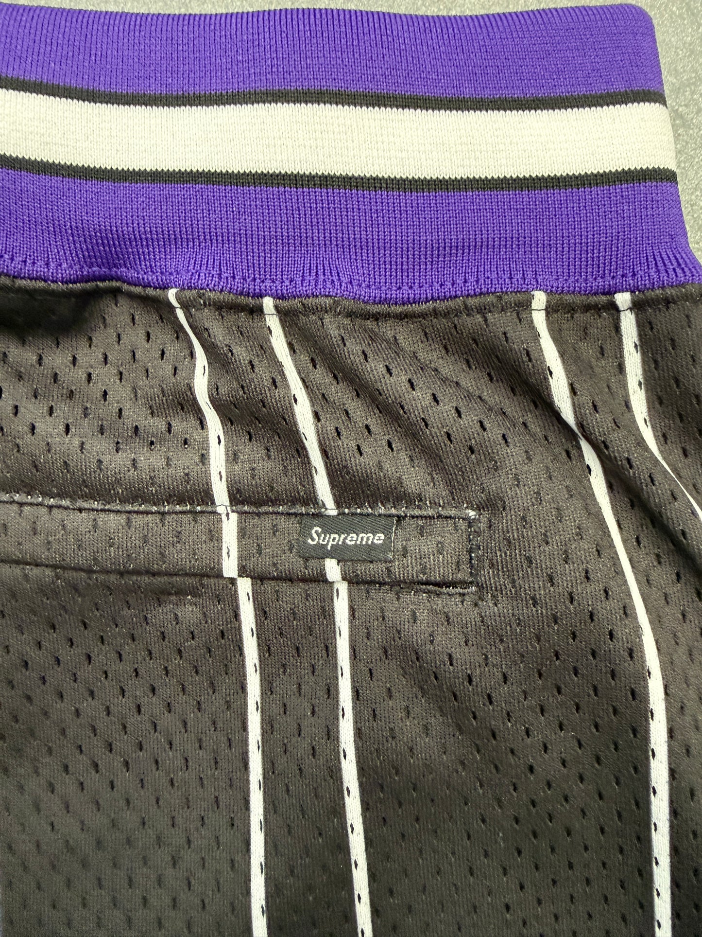 SS24 SUPREME STAR BASKETBALL SHORT - BLACK
