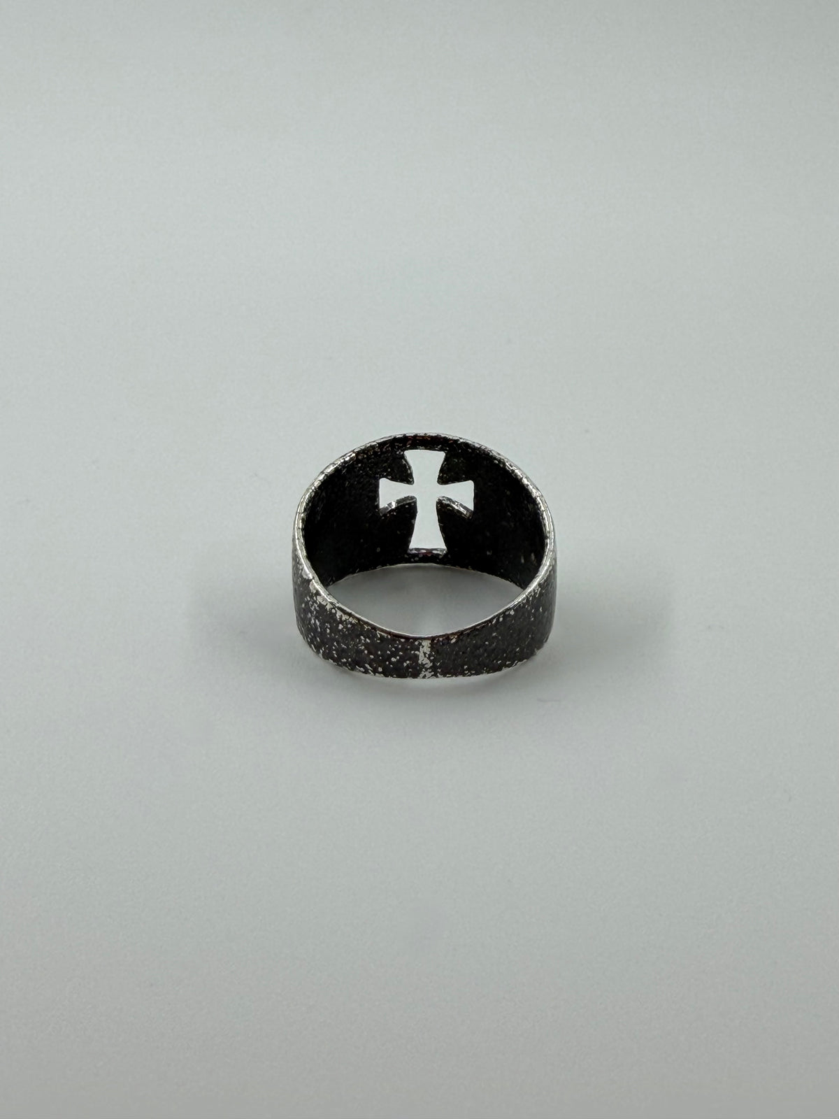 CROSS CUT-OUT STERLING SILVER SHIPWRECK BAND RING