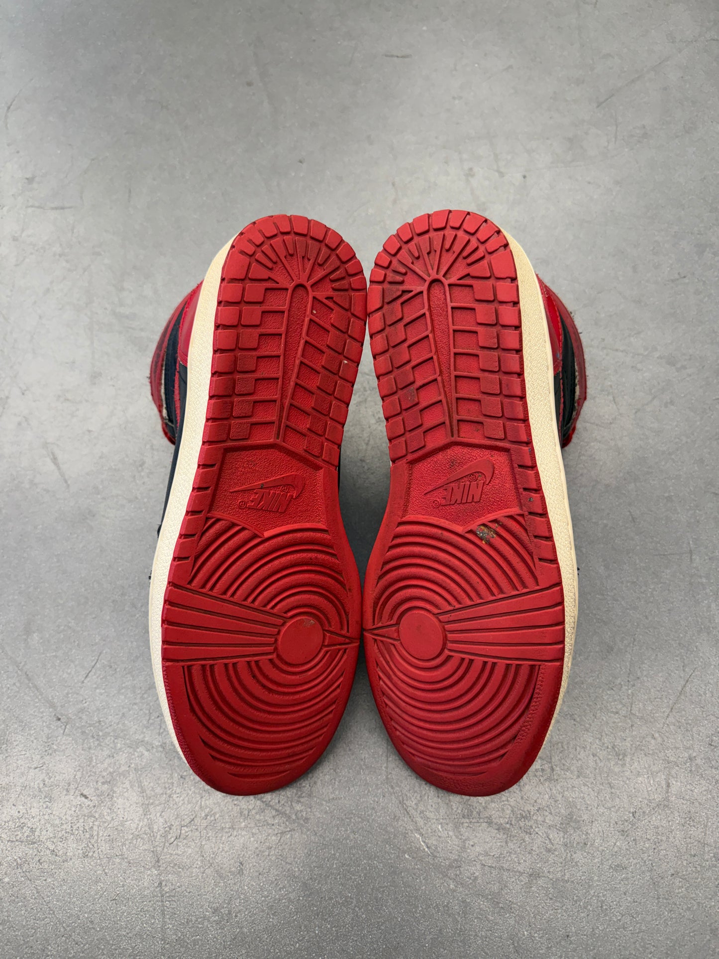 1985 AIR JORDAN 1 HIGH - BRED