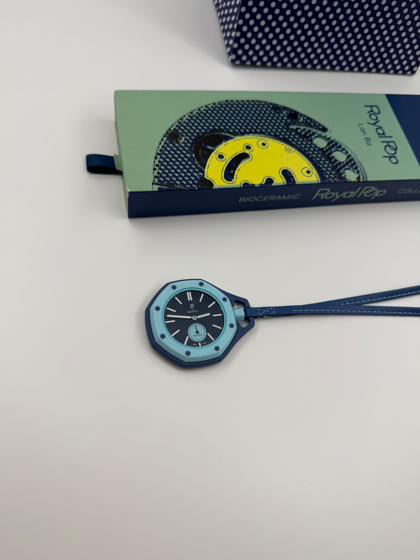 SWATCH X AUDEMARS PIGUET BIOCERAMIC ROYAL POP SAVONNETTE LAN BA - BLUE