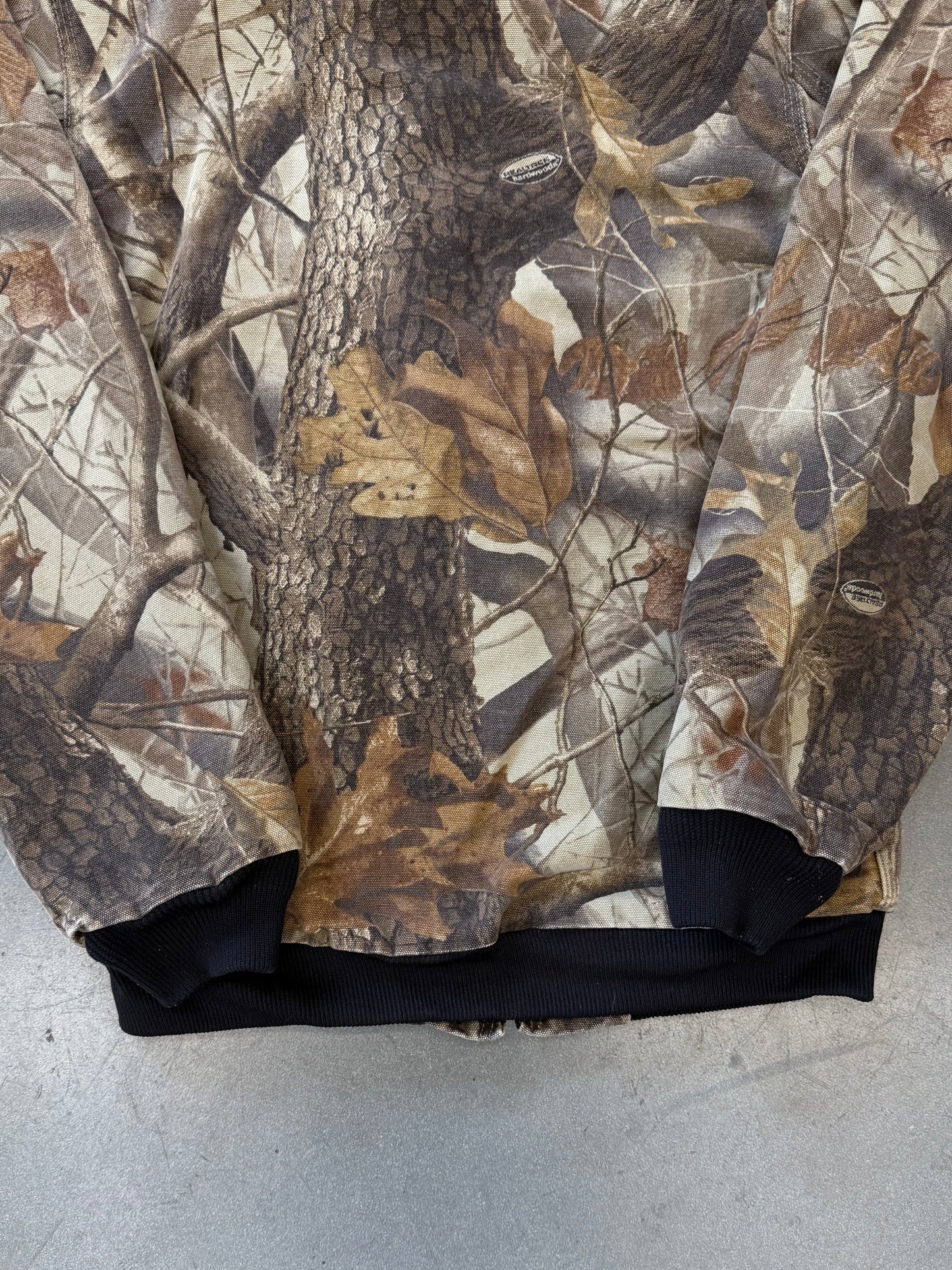 00S YOUTH CARHARTT MESH-LINED CAMO CANVAS HOODED WORK JACKET